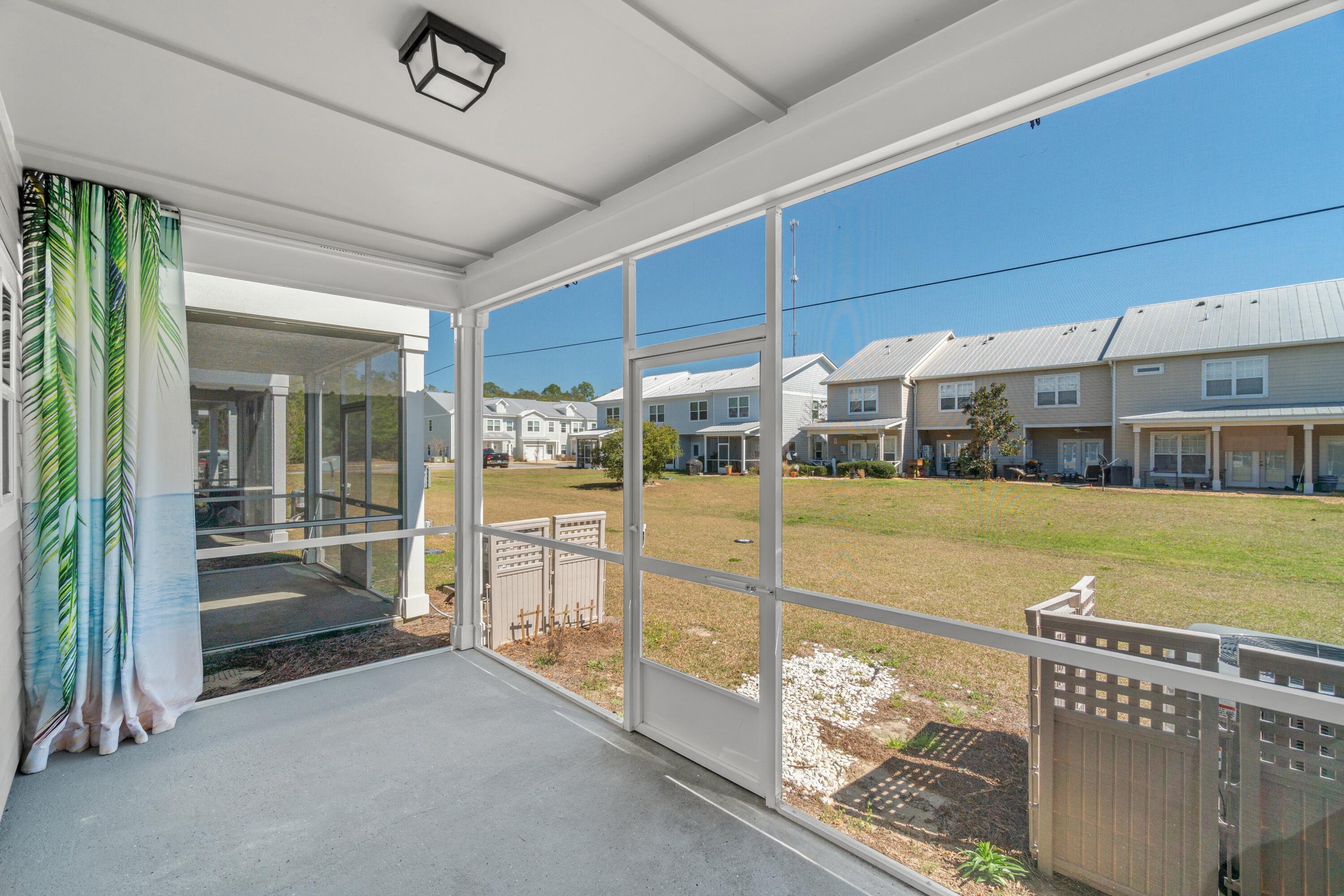 VERANDAS AT FREEPORT - Residential