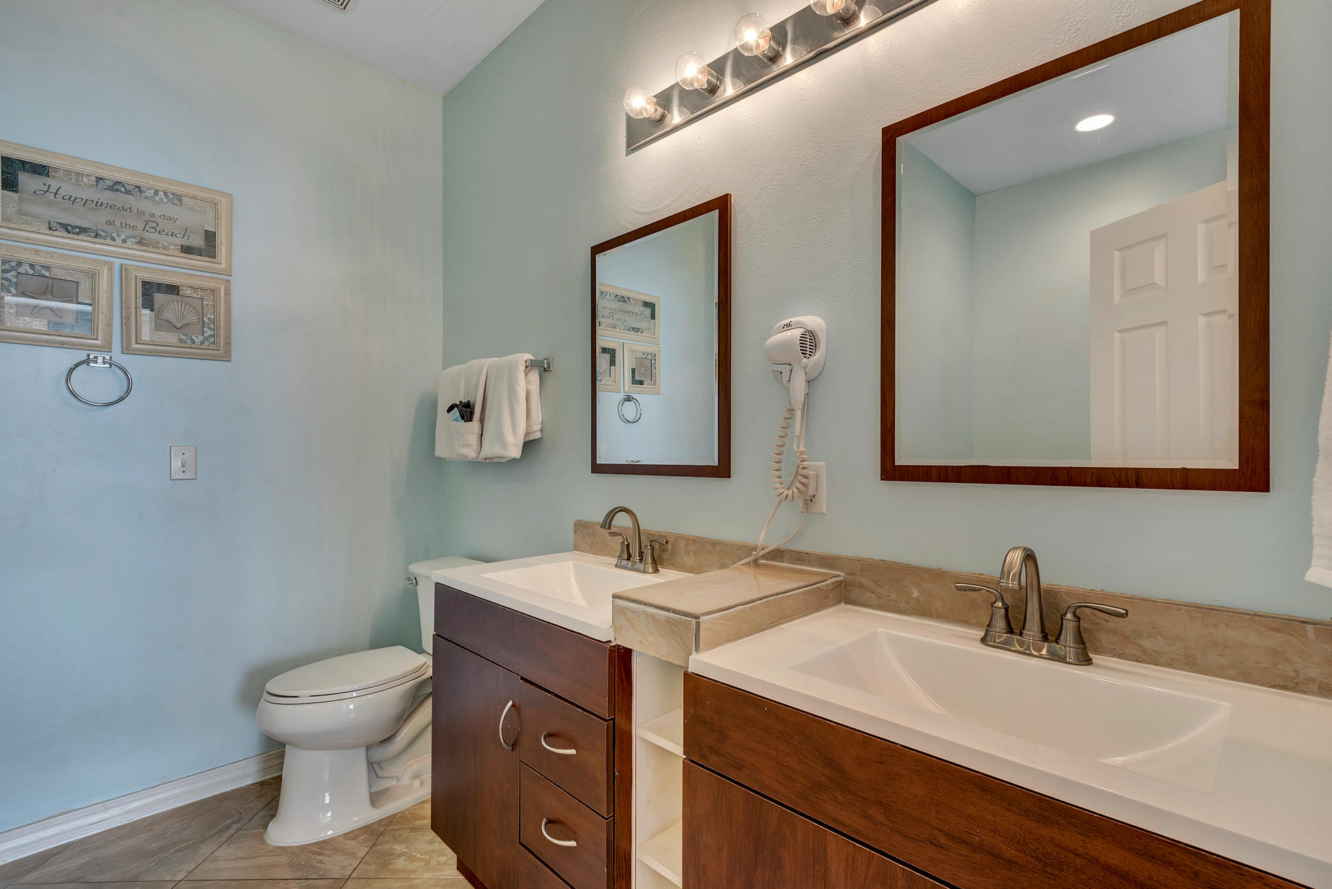 ROYAL SEASTA - Residential