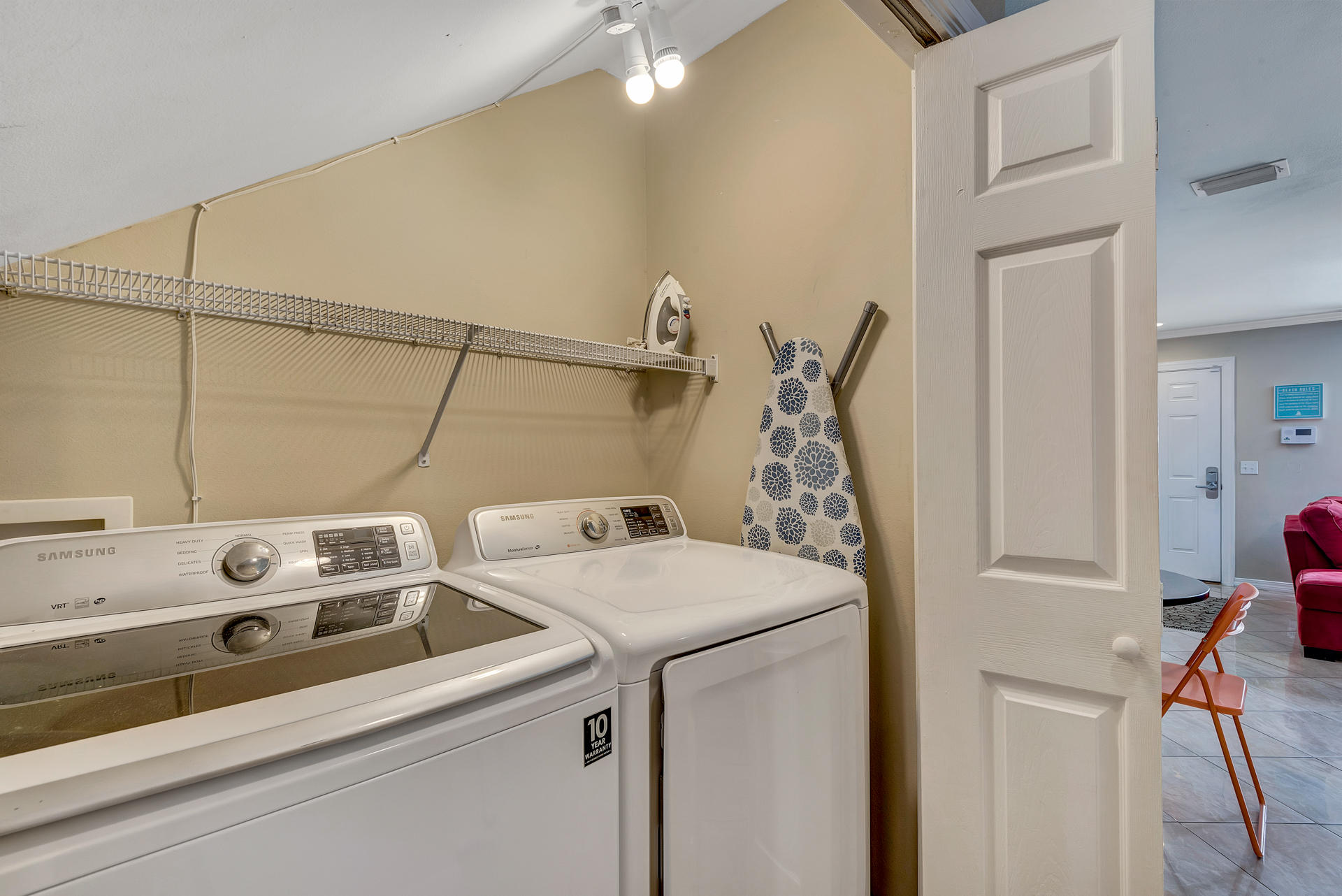 ROYAL SEASTA - Residential