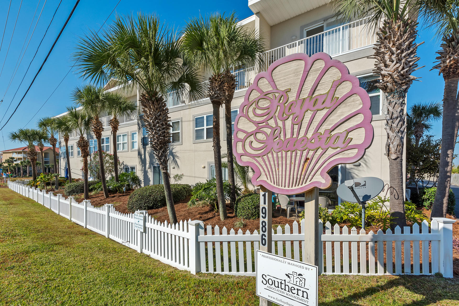 ROYAL SEASTA - Residential