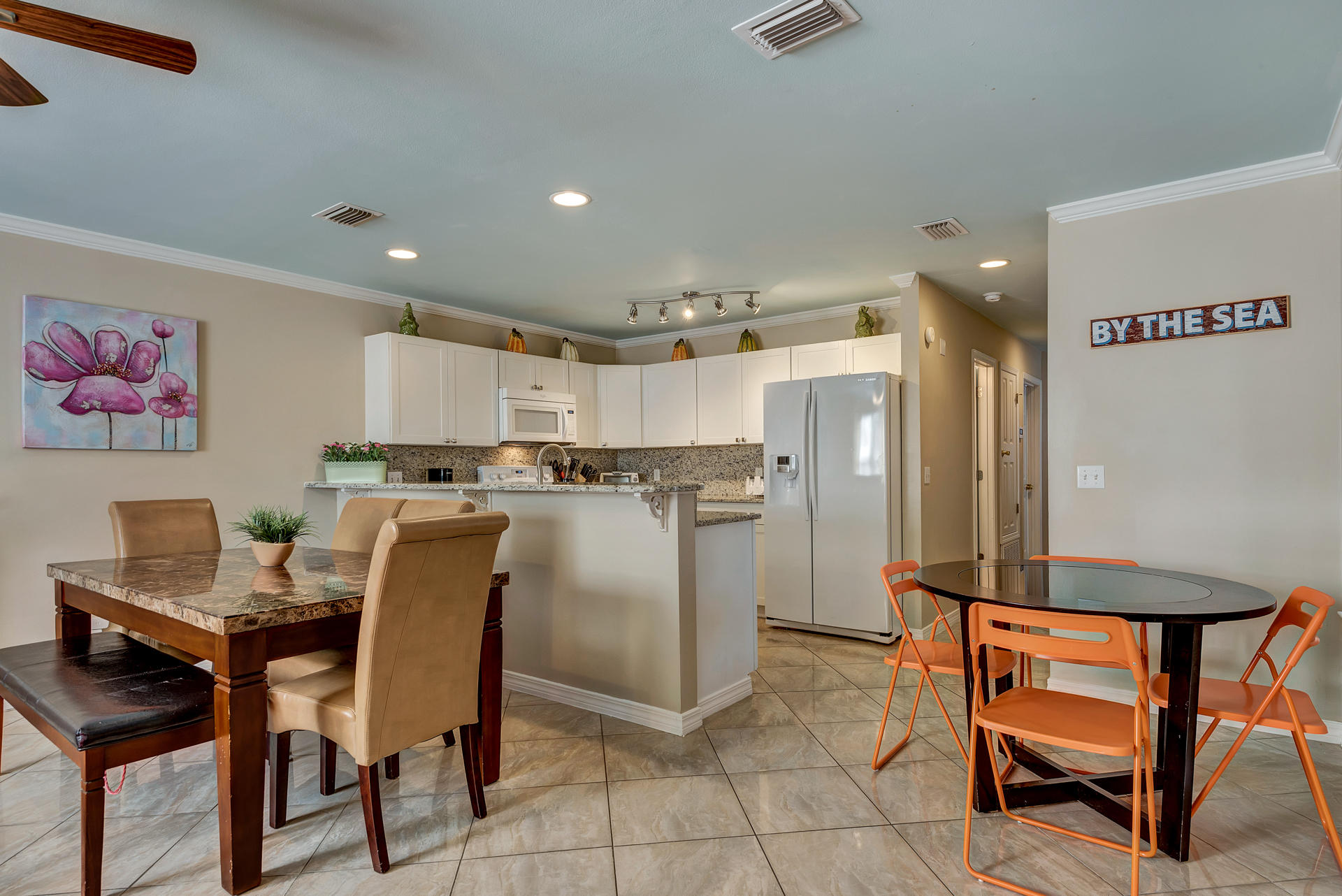 ROYAL SEASTA - Residential