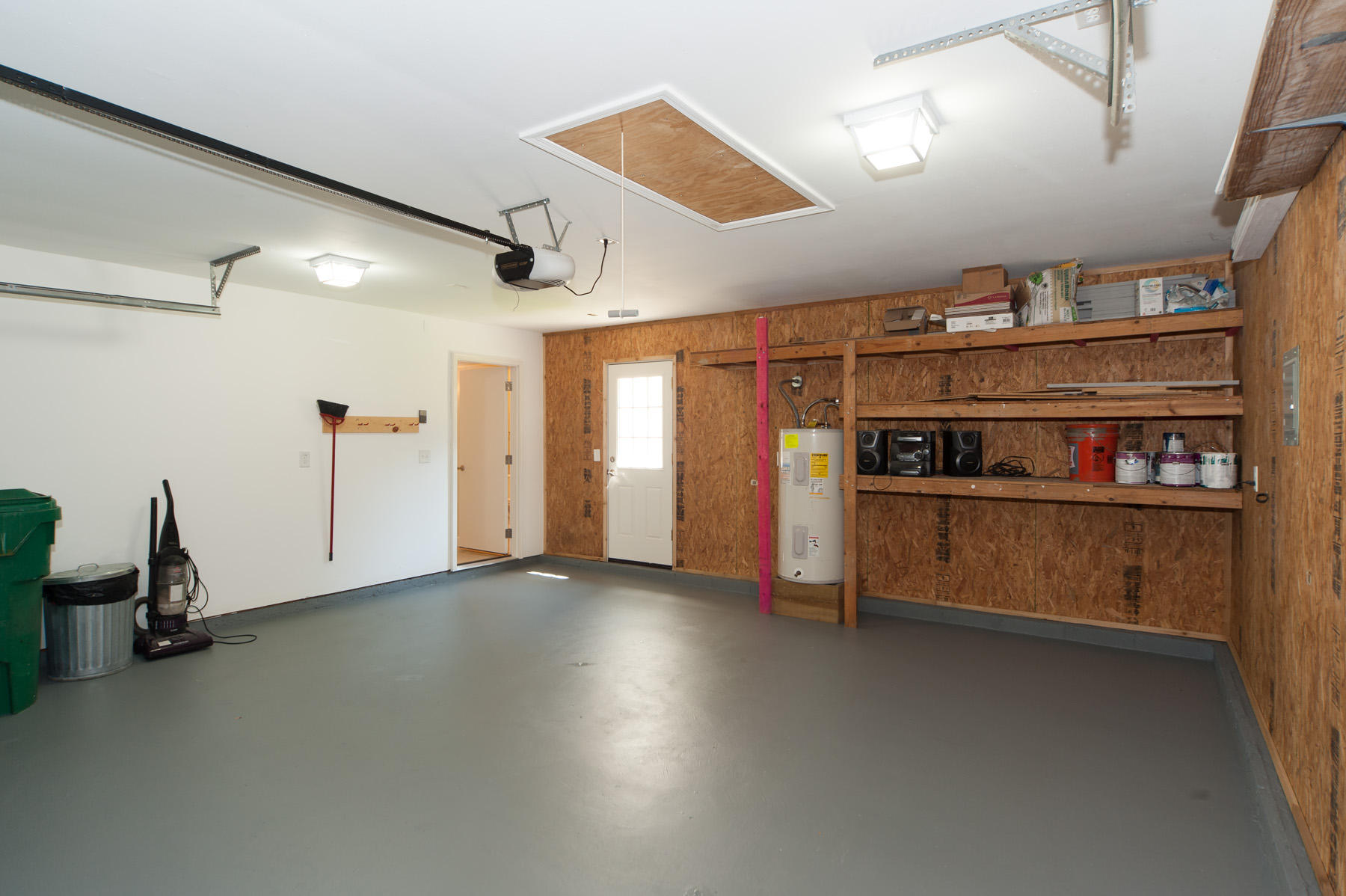 PINEWOOD ESTATES - Residential