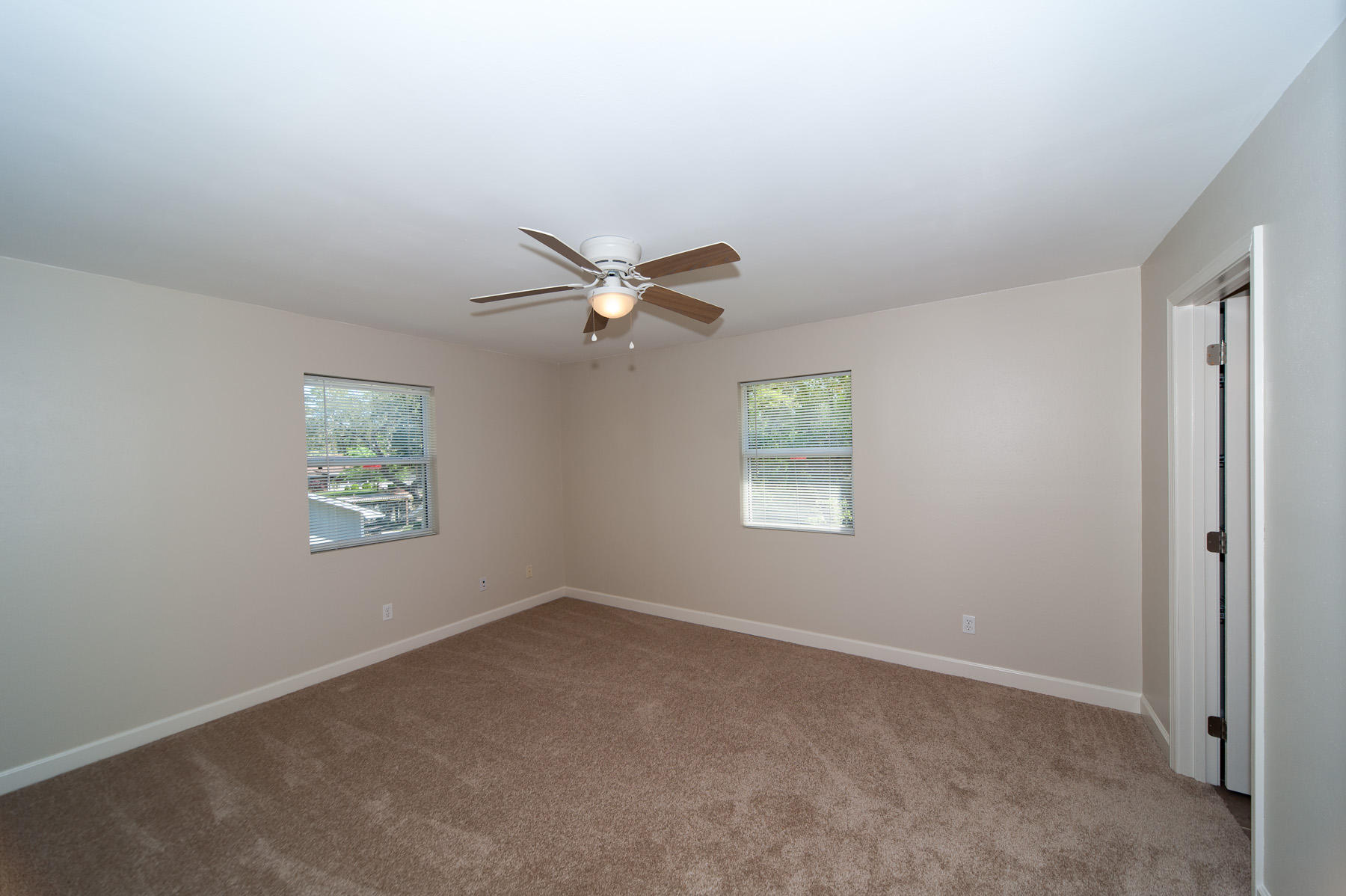 PINEWOOD ESTATES - Residential