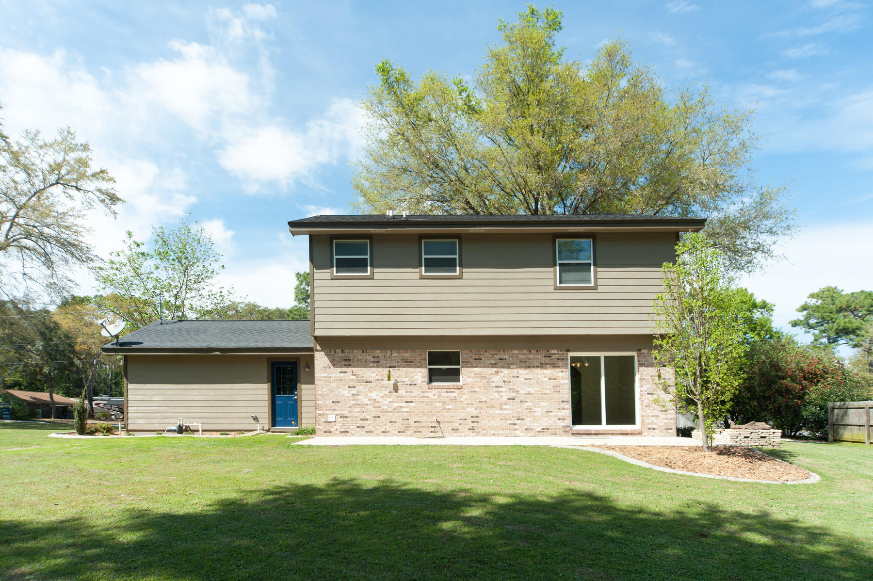 PINEWOOD ESTATES - Residential