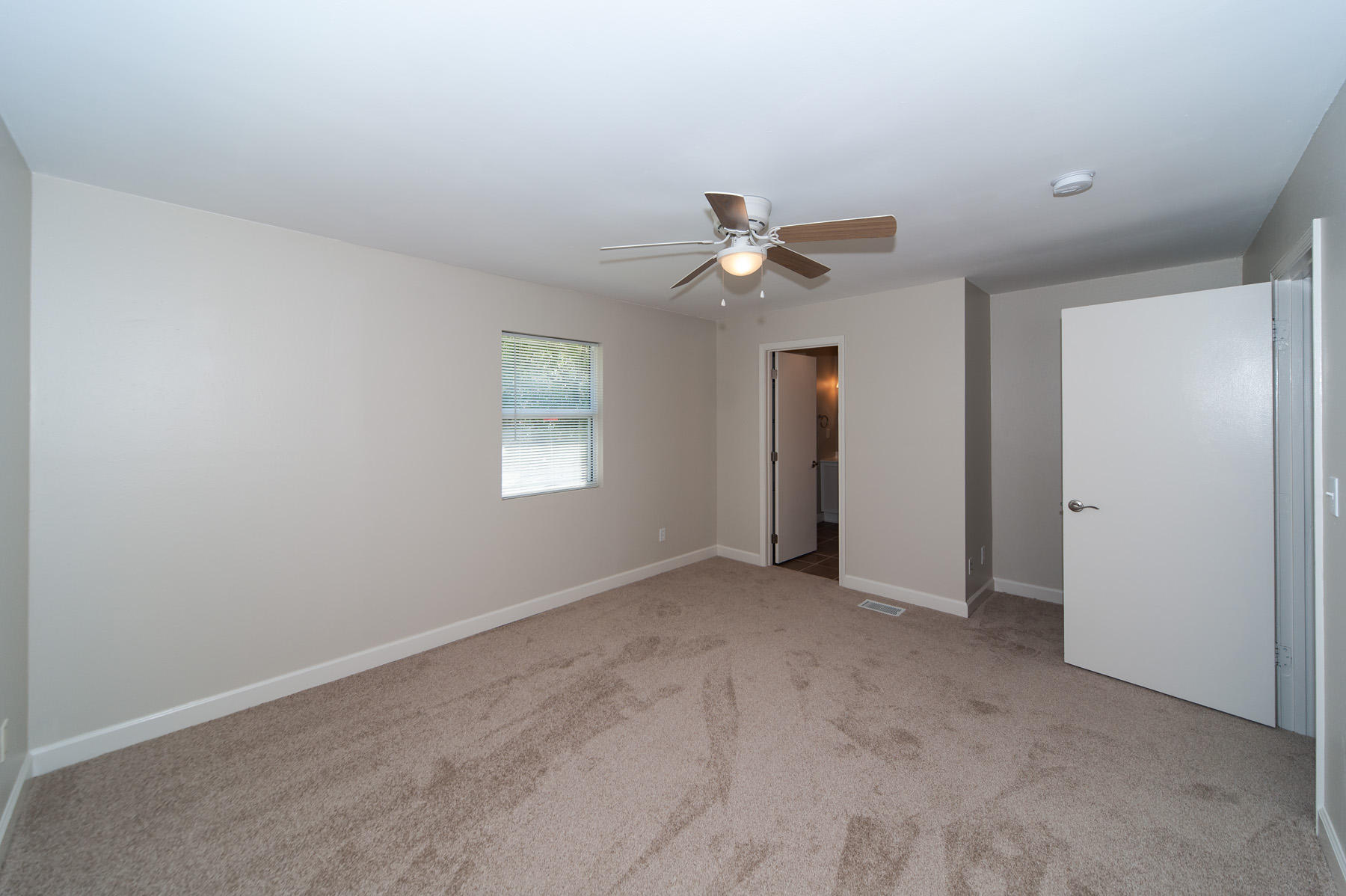 PINEWOOD ESTATES - Residential