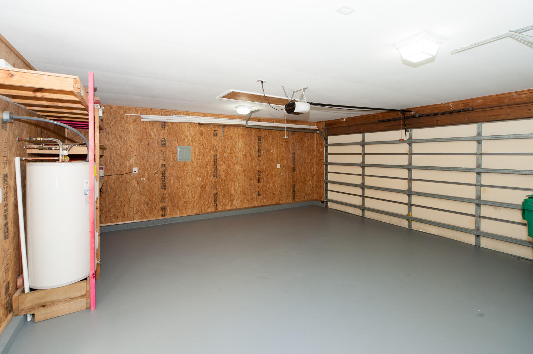 PINEWOOD ESTATES - Residential