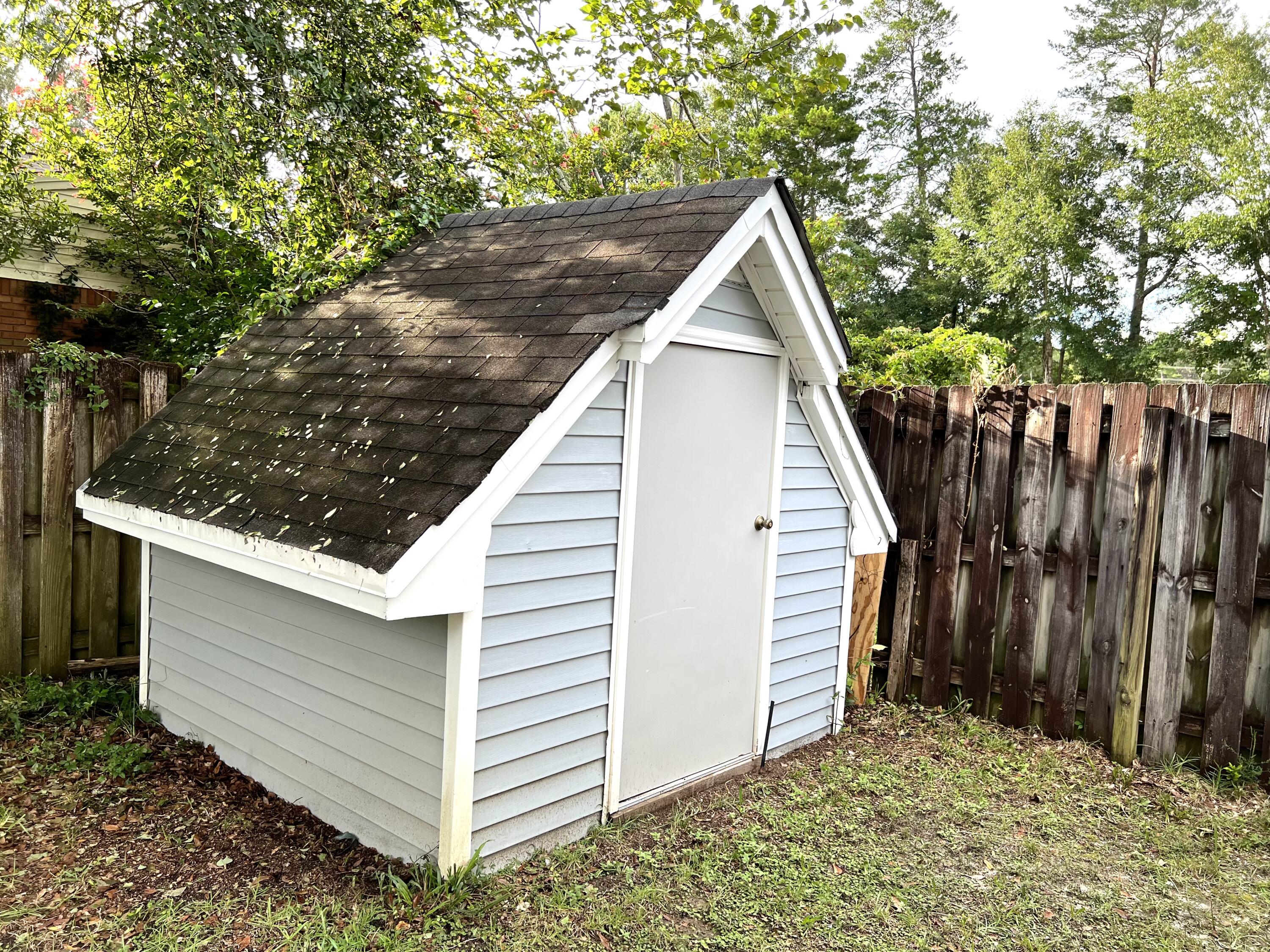 BLUE PINE VILLAGE PH 1 - Residential Lease