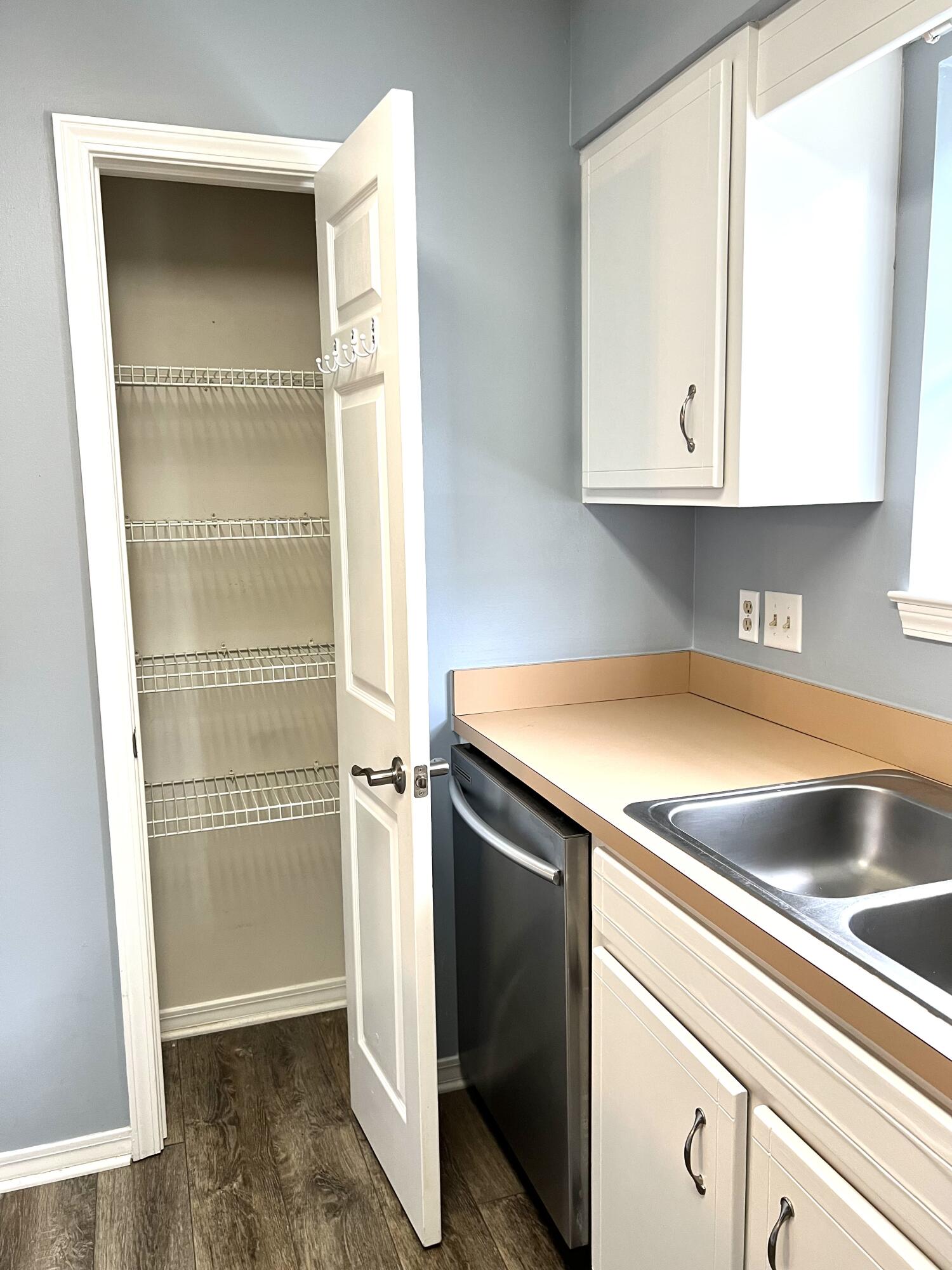 BLUE PINE VILLAGE PH 1 - Residential Lease