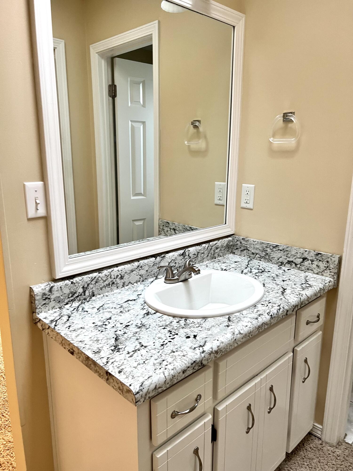 BLUE PINE VILLAGE PH 1 - Residential Lease