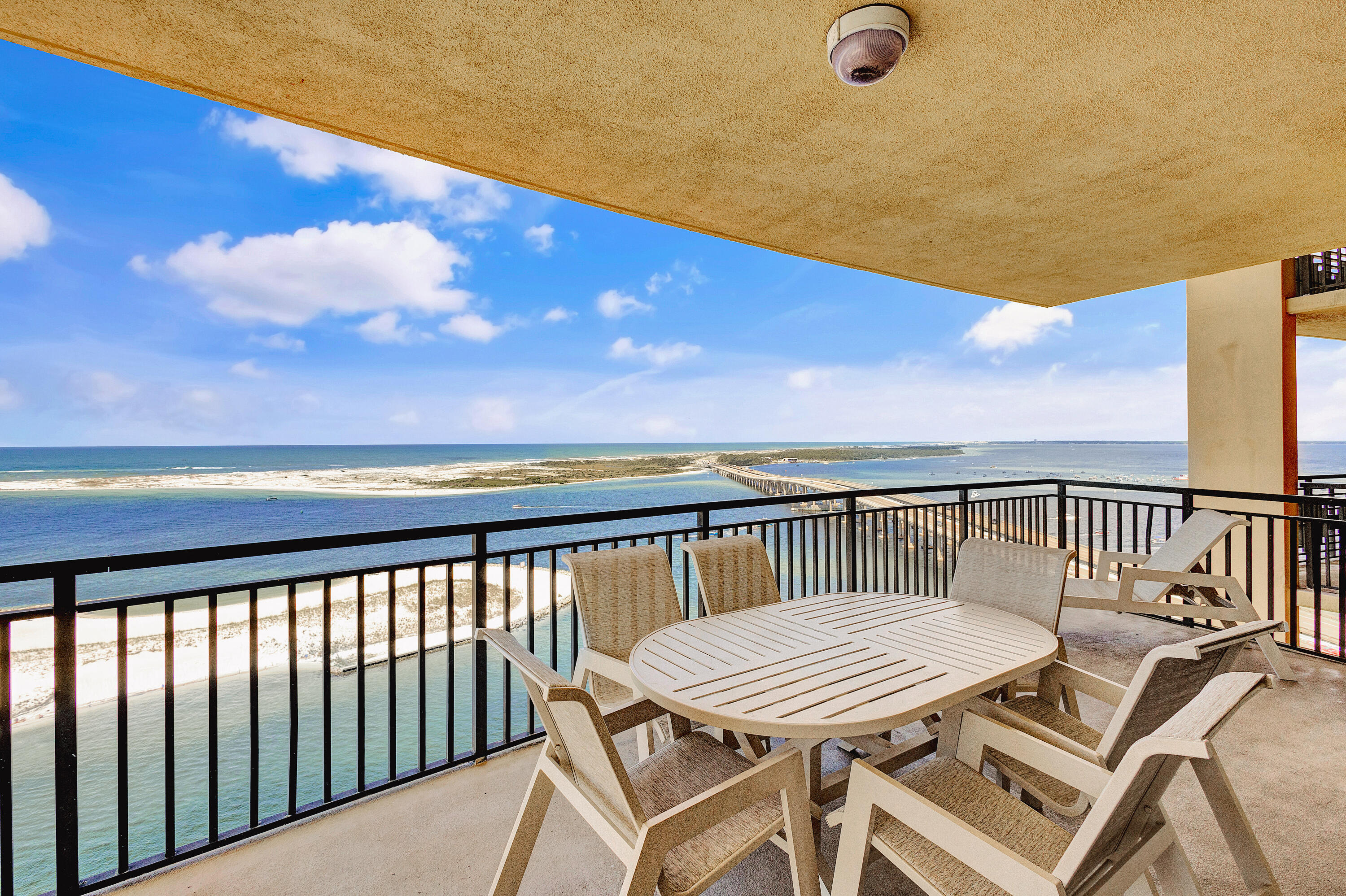 10 Harbor Boulevard UNIT W1025