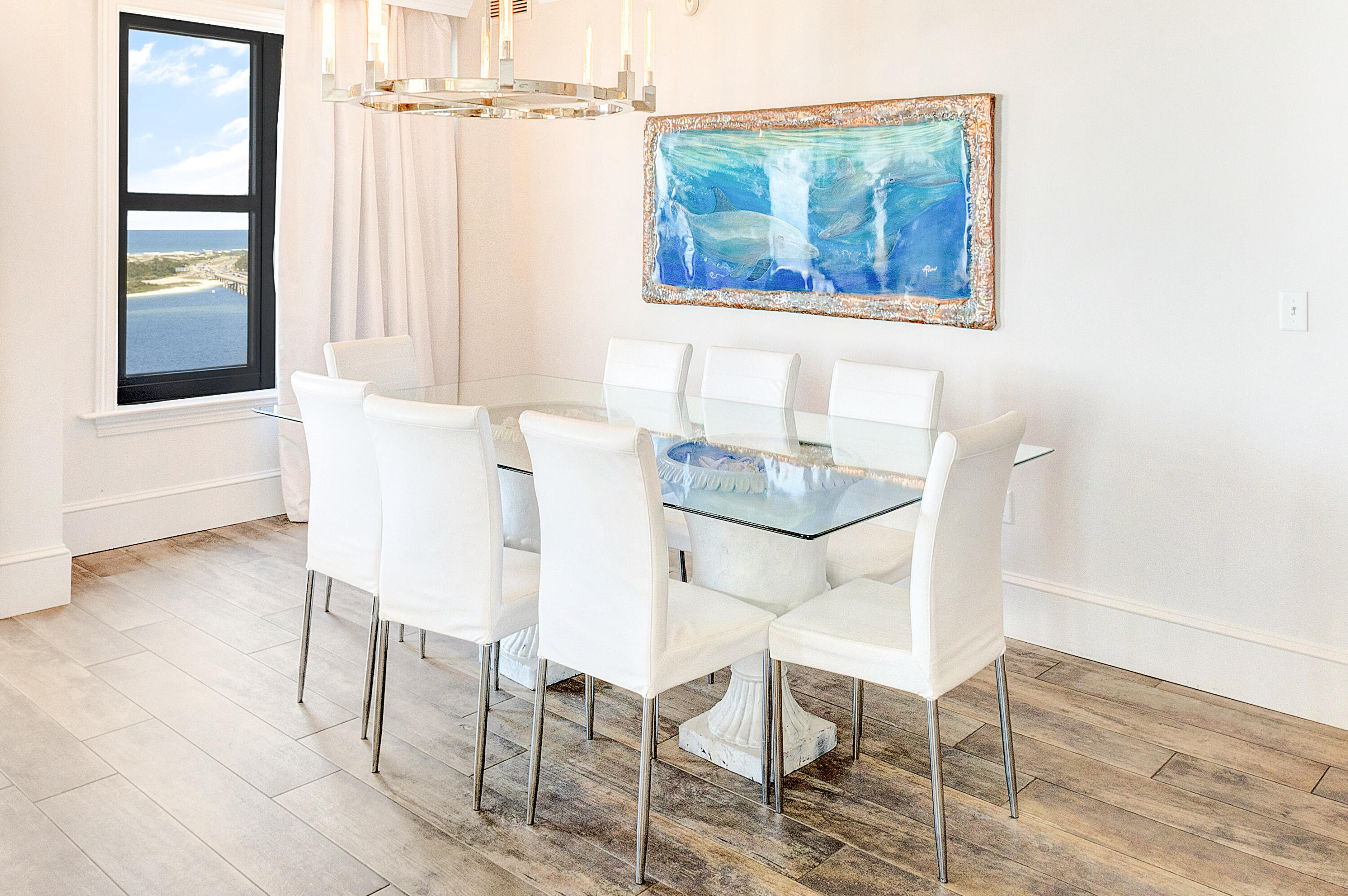 EMERALD GRANDE - Residential