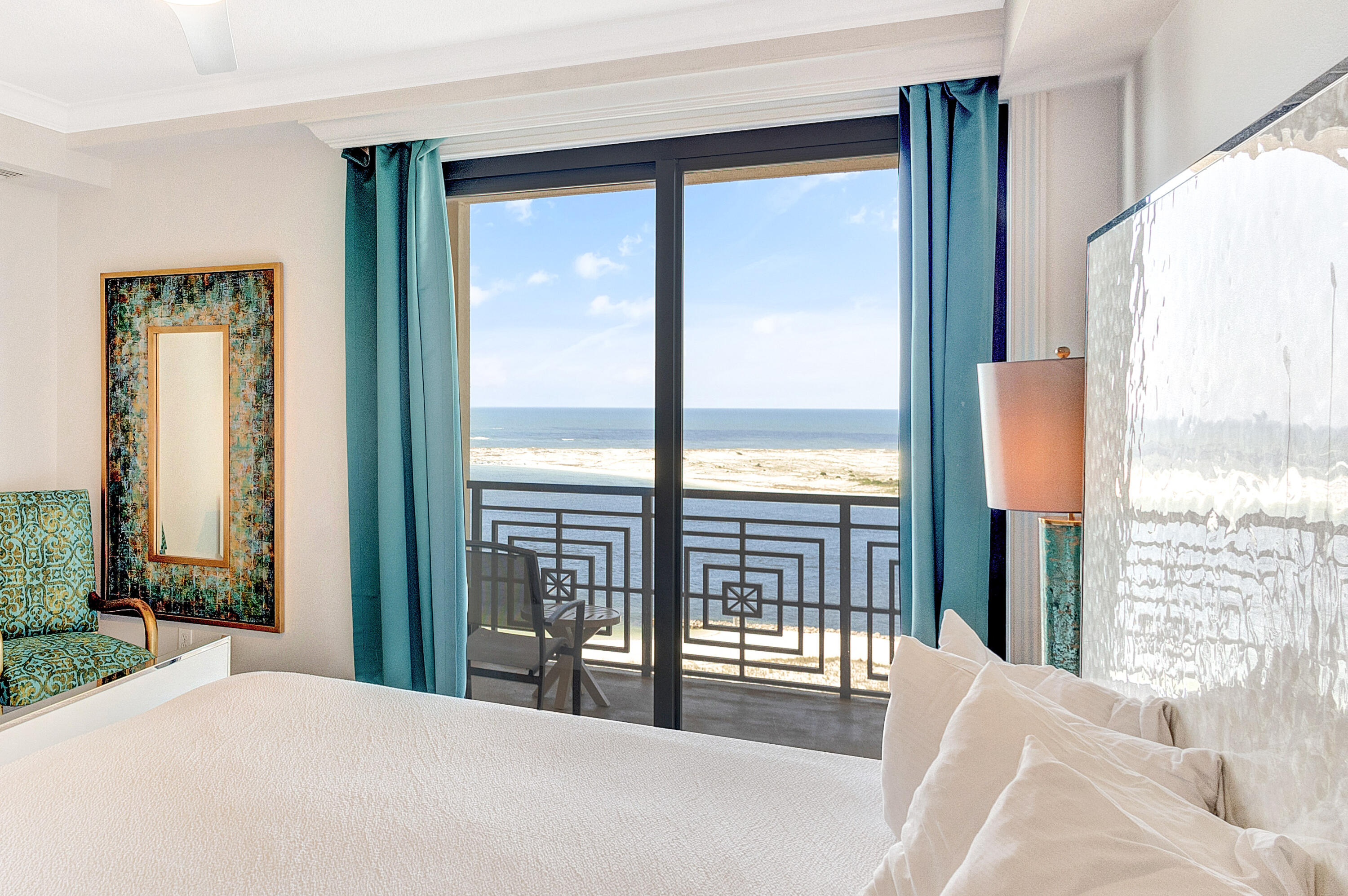 EMERALD GRANDE - Residential