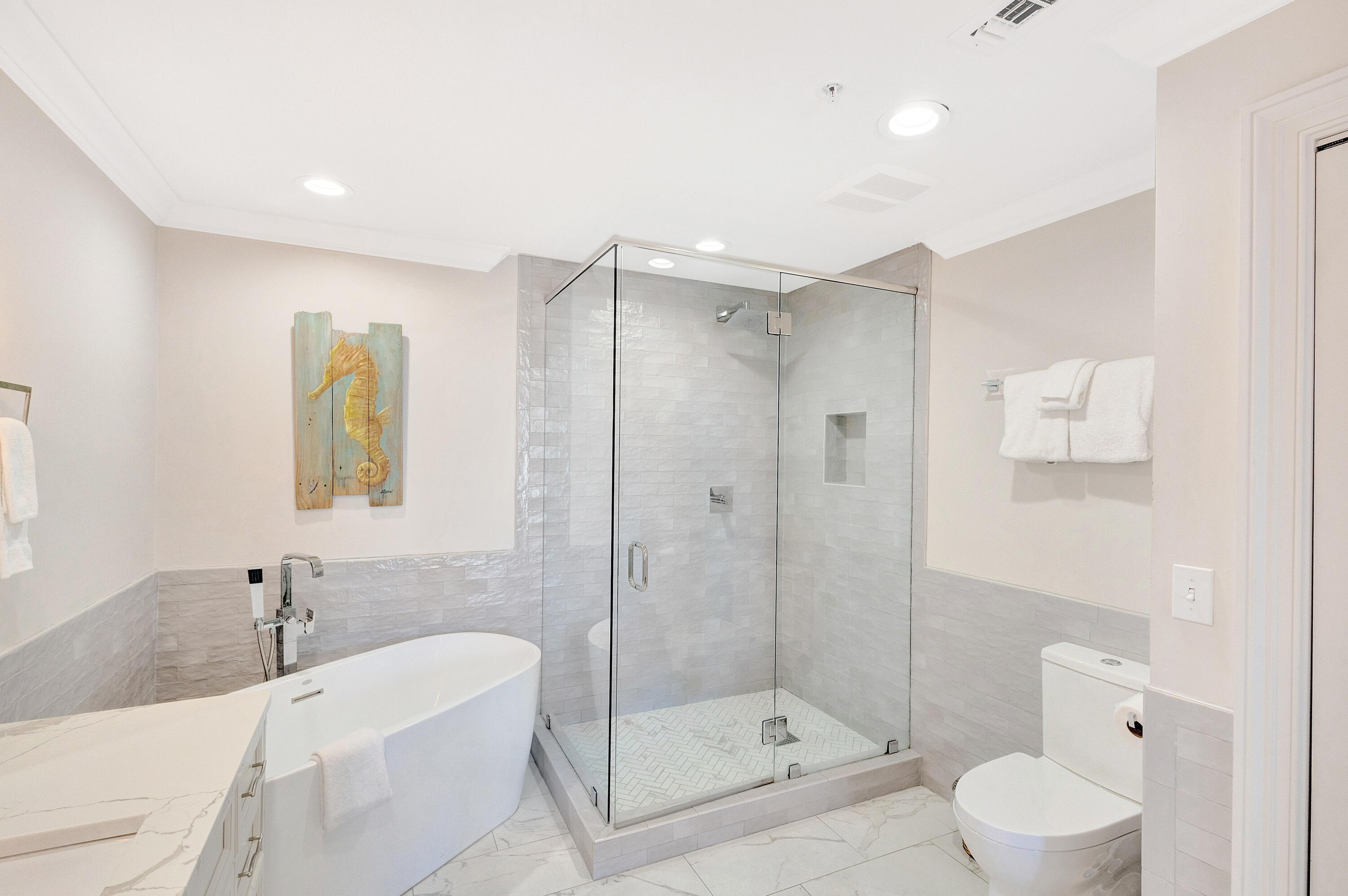 EMERALD GRANDE - Residential