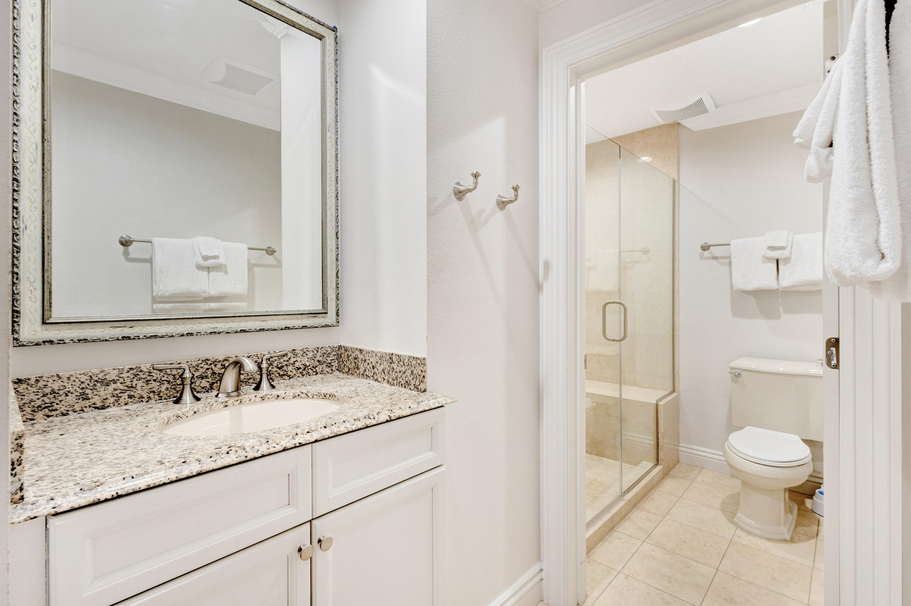 EMERALD GRANDE - Residential