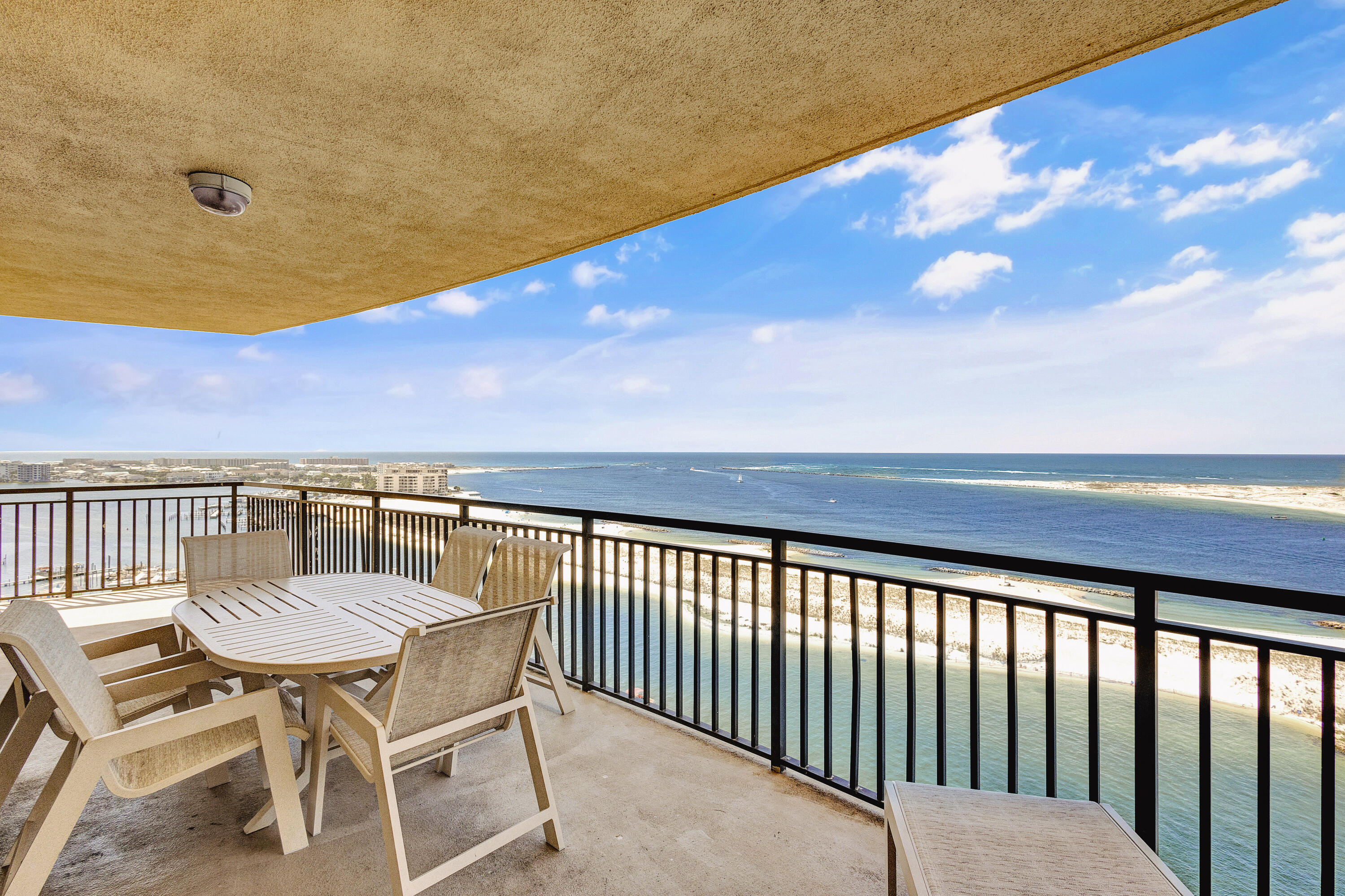 10 Harbor Boulevard UNIT W1025