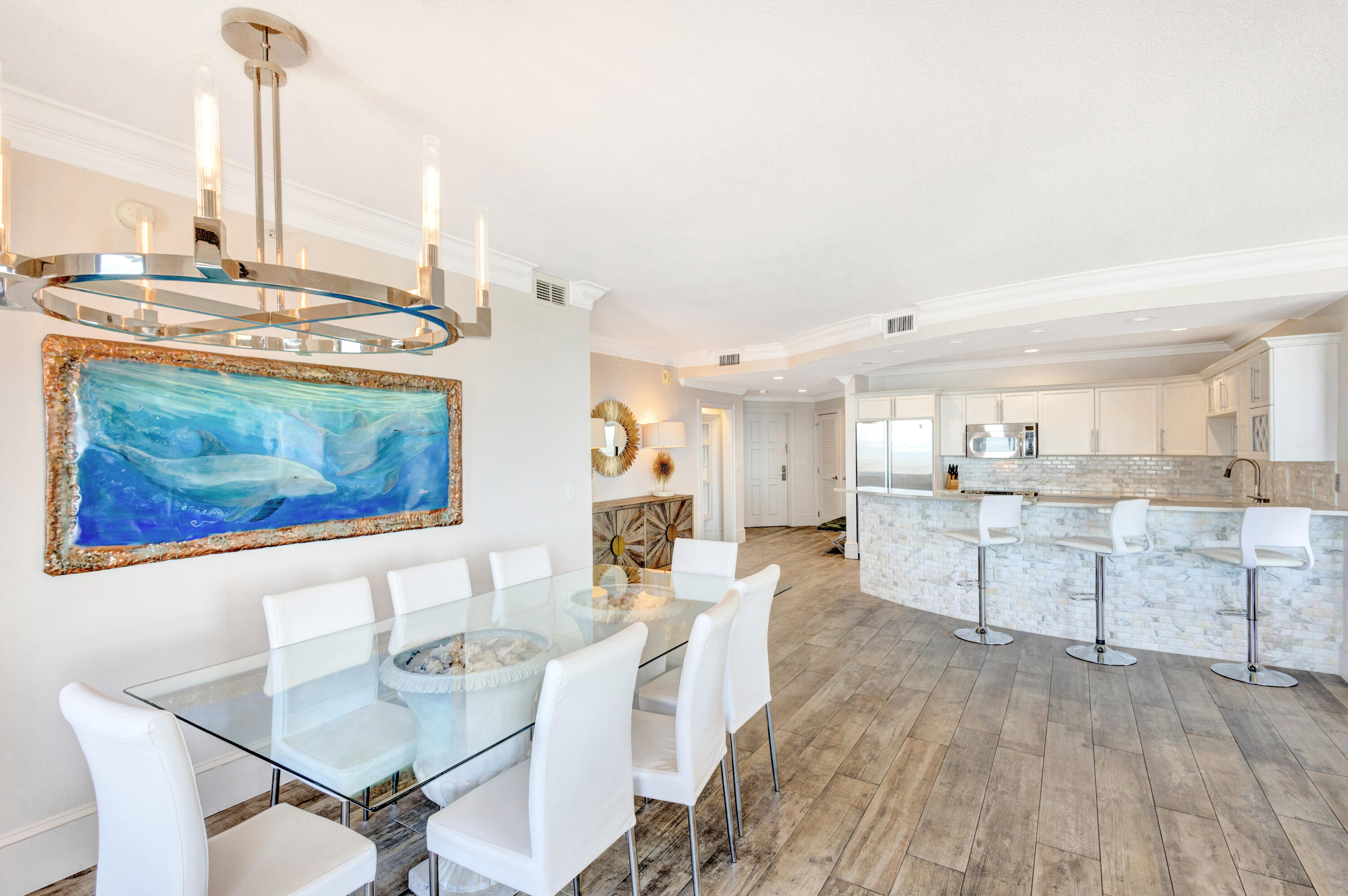 EMERALD GRANDE - Residential