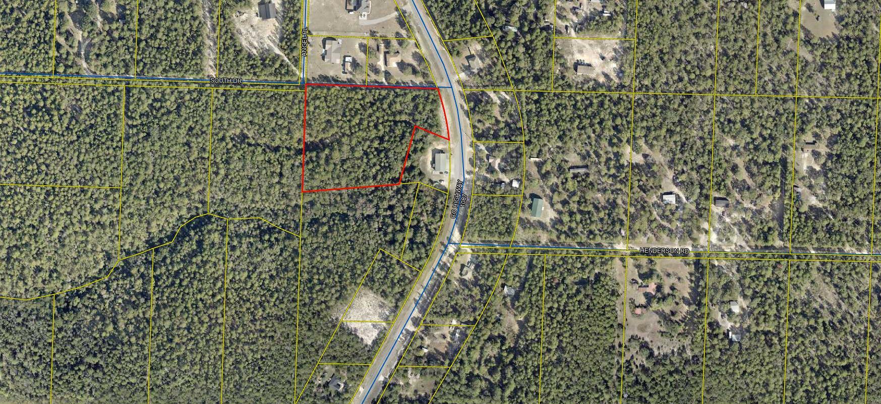 4.01 wooded acres on paved road with Mossy Head Water available.