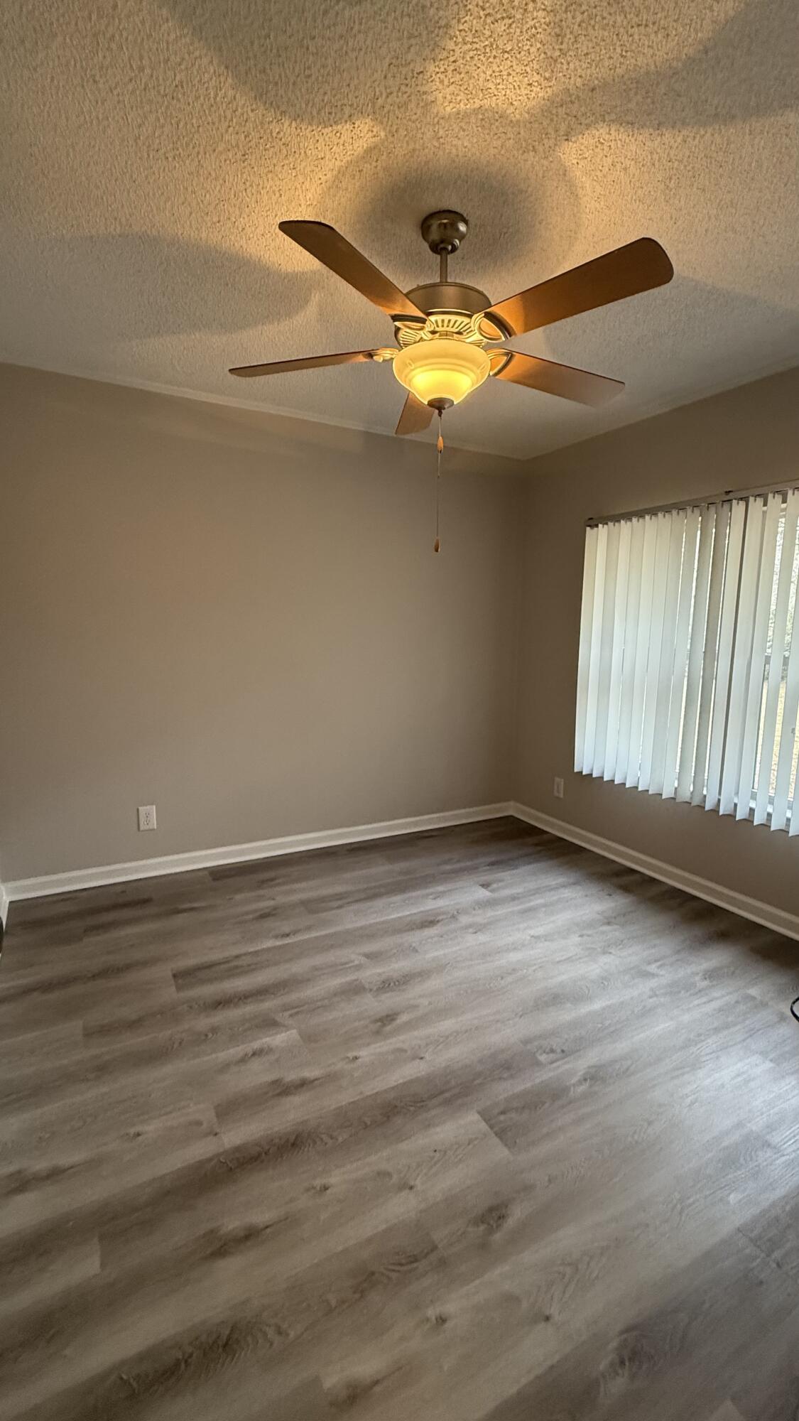 METES & BOUNDS - Residential Lease