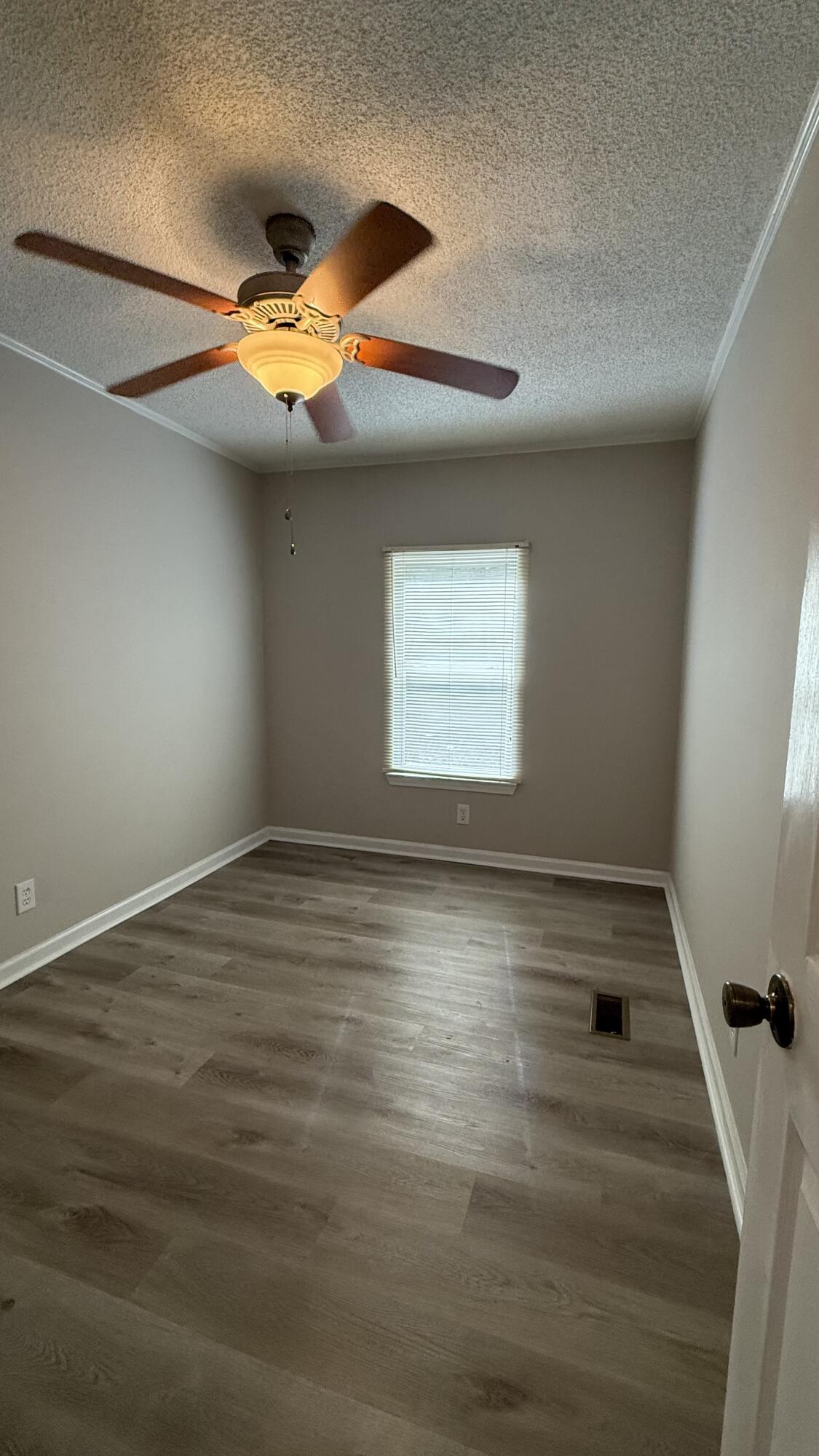 METES & BOUNDS - Residential Lease