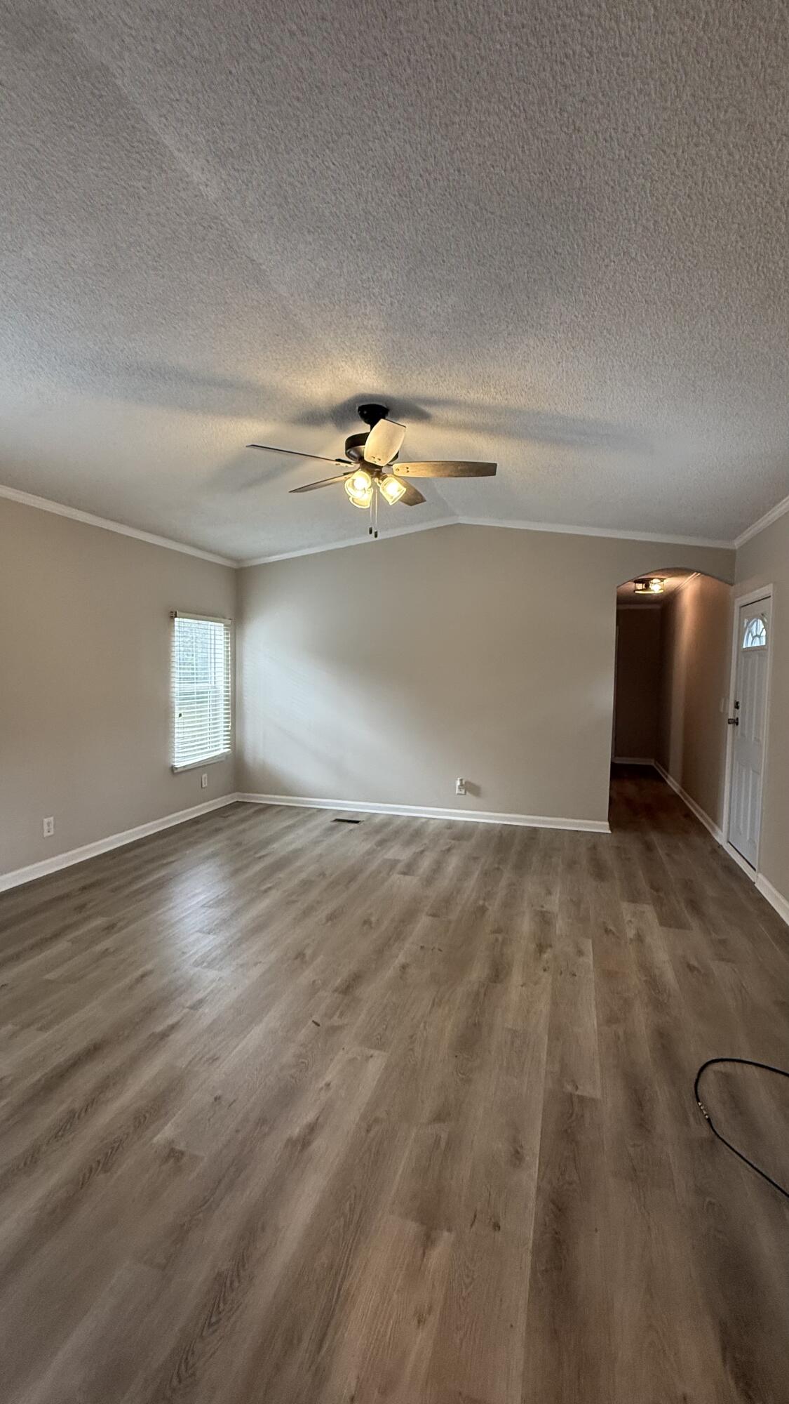 METES & BOUNDS - Residential Lease