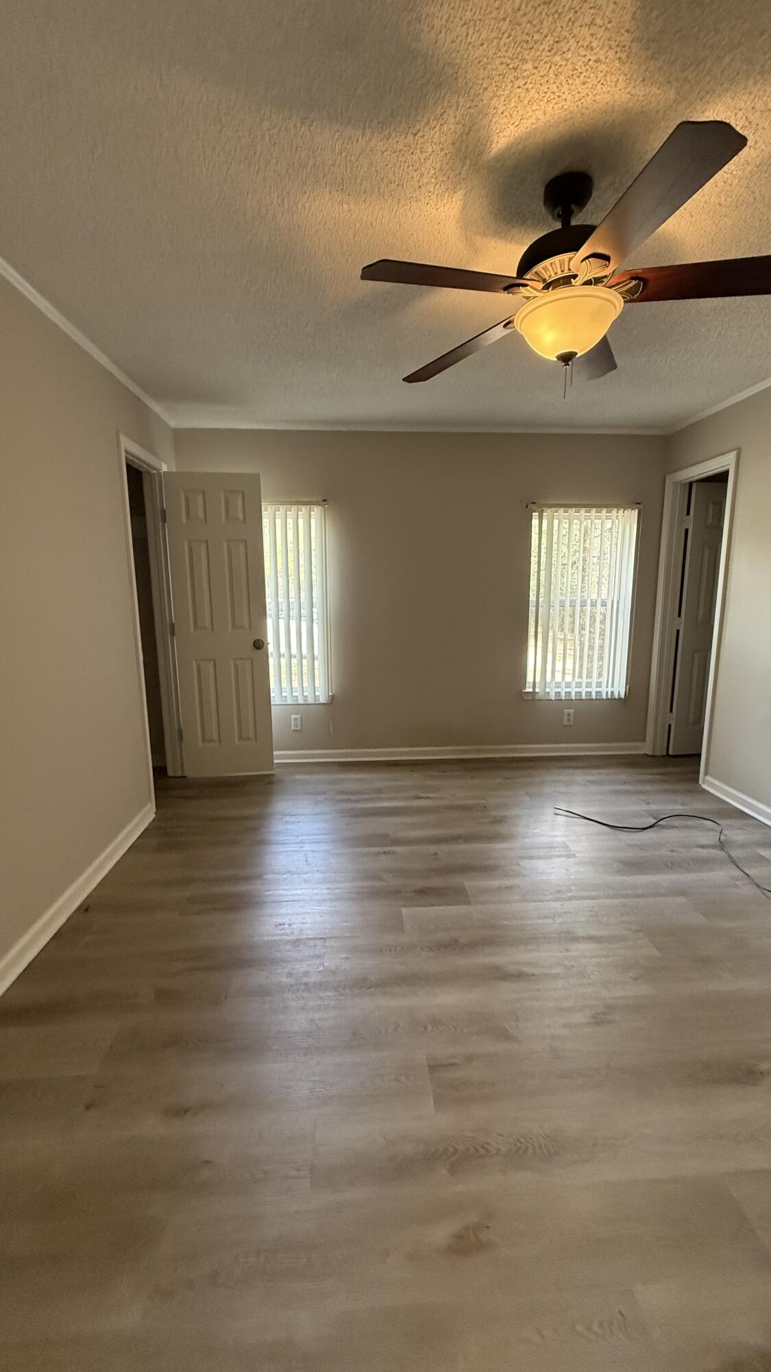 METES & BOUNDS - Residential Lease