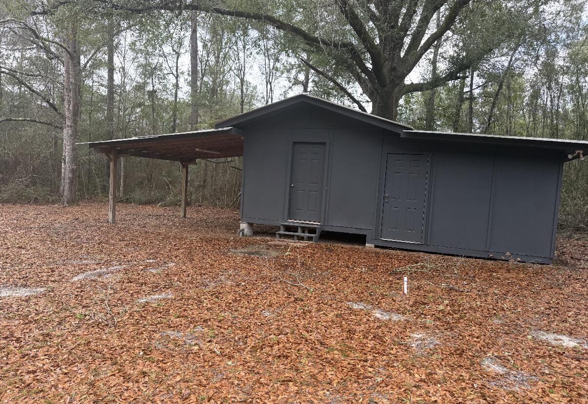 METES & BOUNDS - Residential Lease