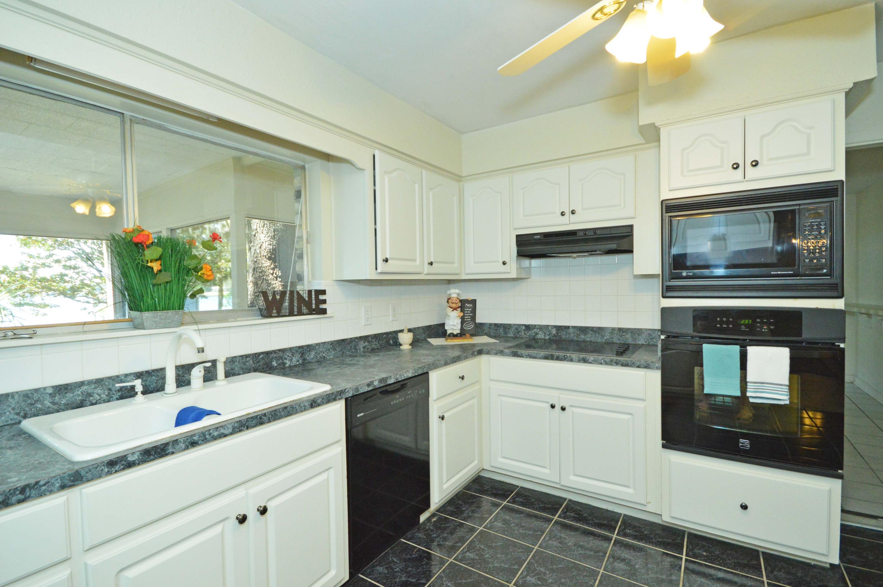 BAYOU VISTA - Residential