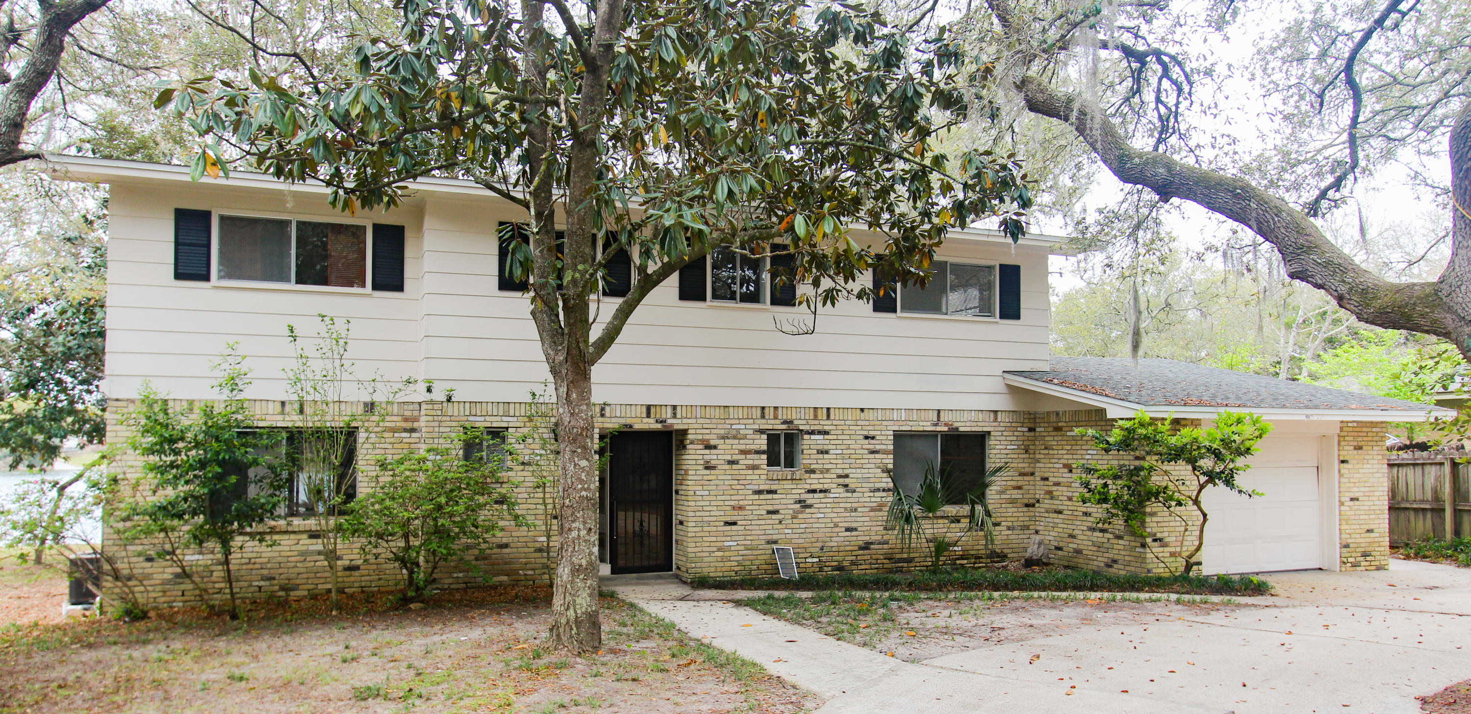 BAYOU VISTA - Residential