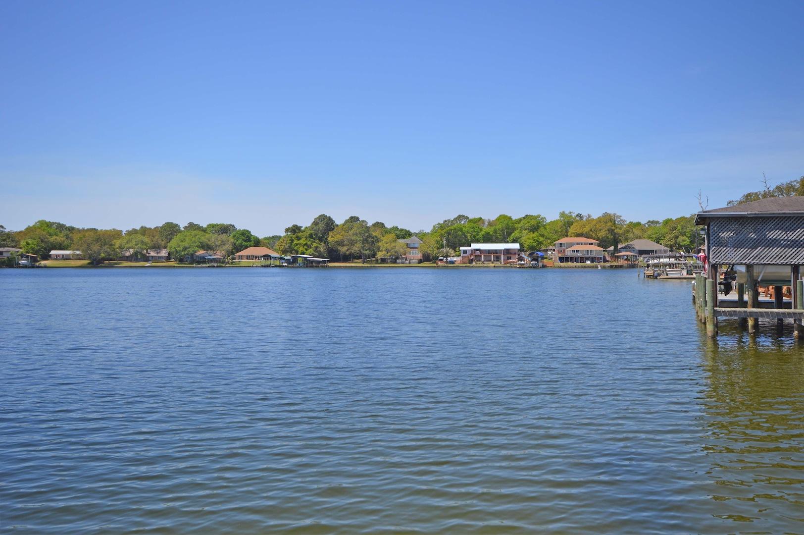 BAYOU VISTA - Residential