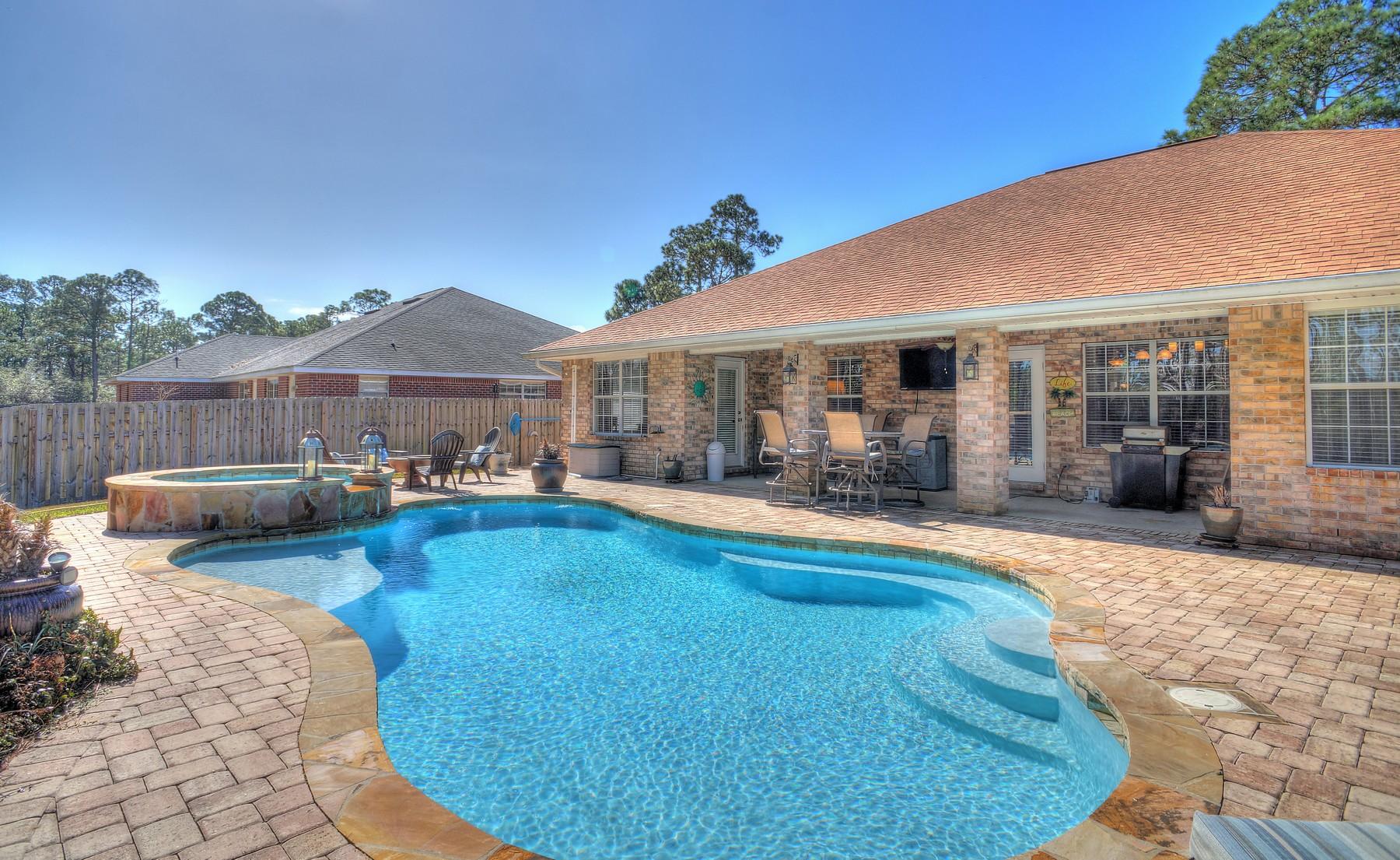 DRIFTWOOD ESTATES - Residential