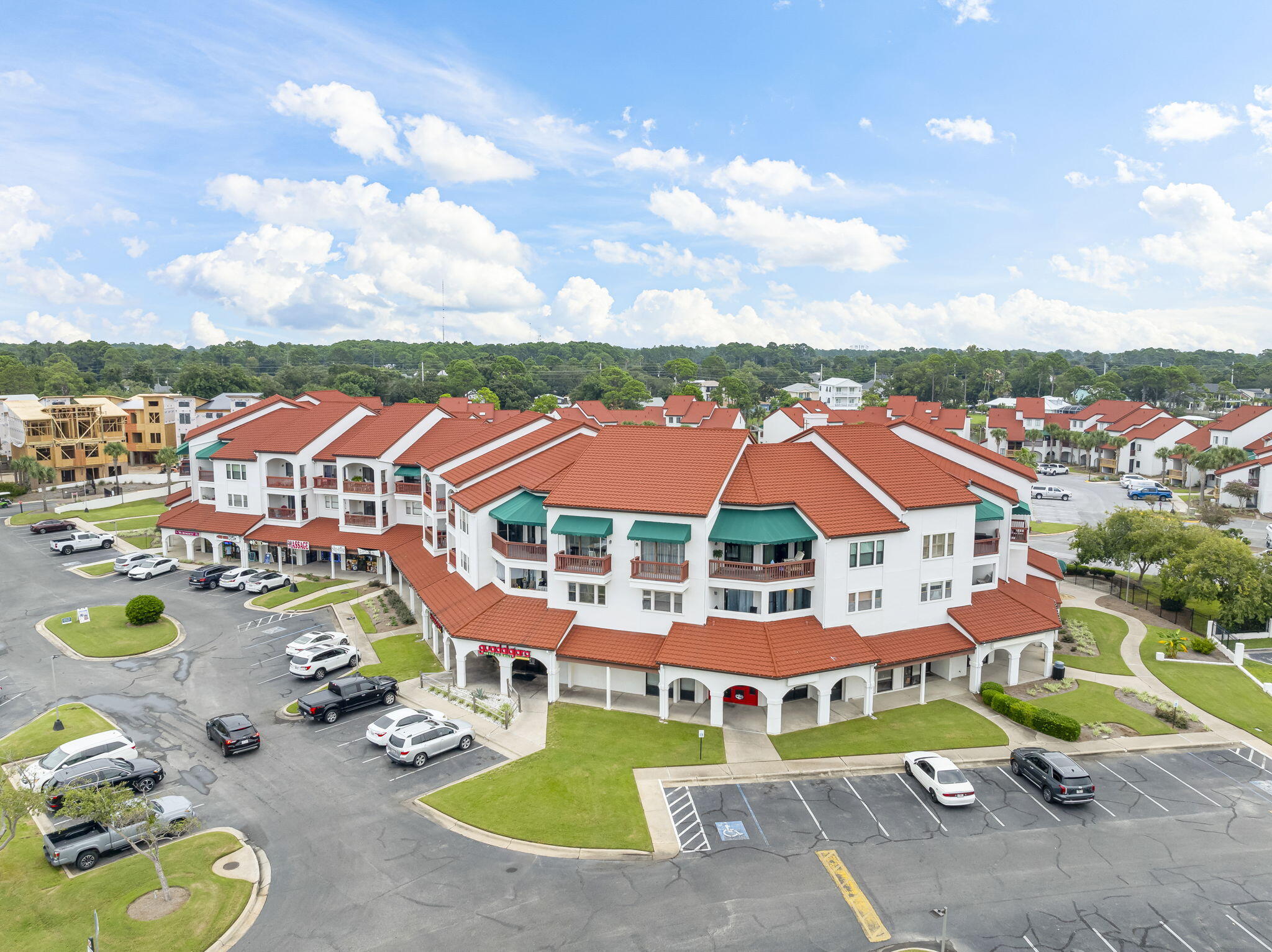 Plaza of St. Thomas - Residential