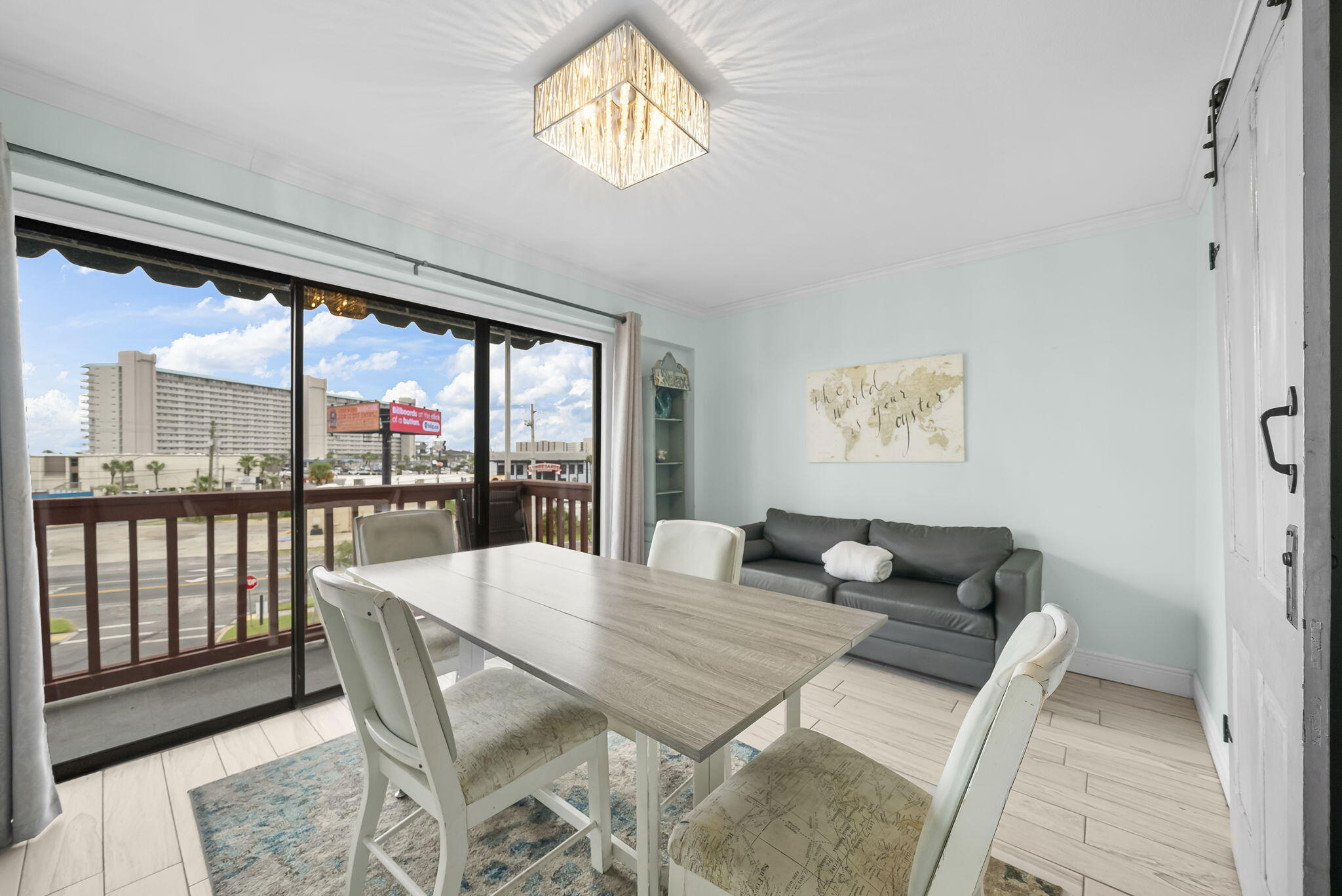 Plaza of St. Thomas - Residential