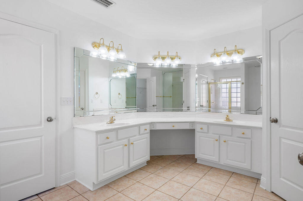 WHITROCK VILLAGE S/D - Residential