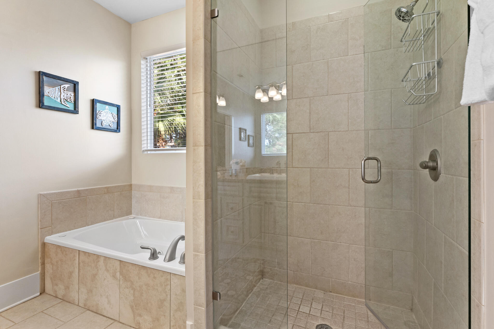 EMERALD WATERS VILLAGE - Residential