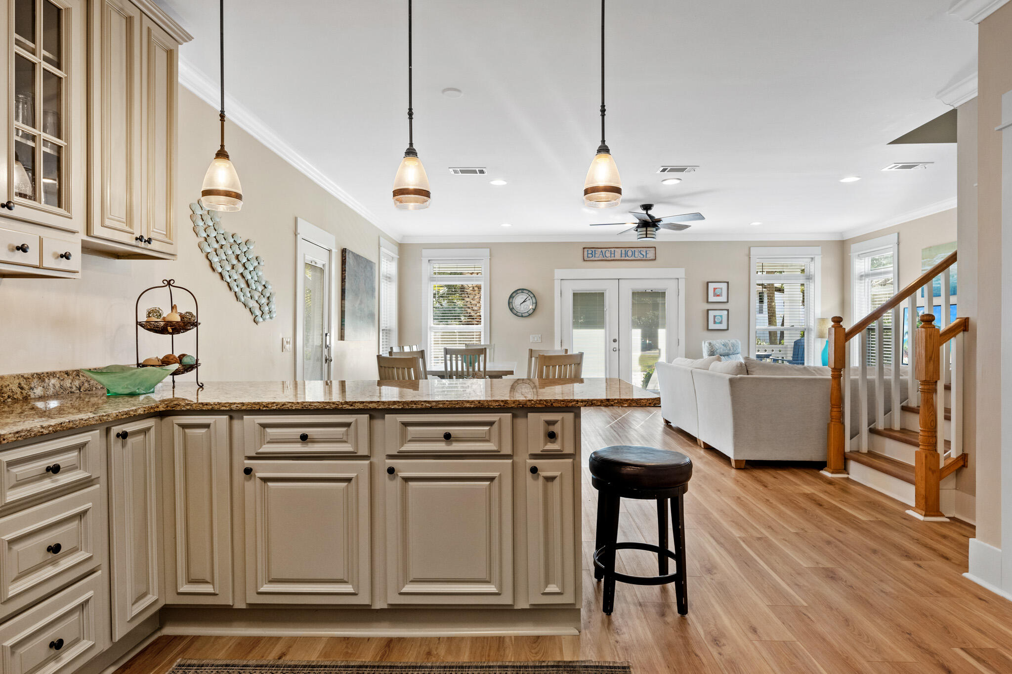 EMERALD WATERS VILLAGE - Residential