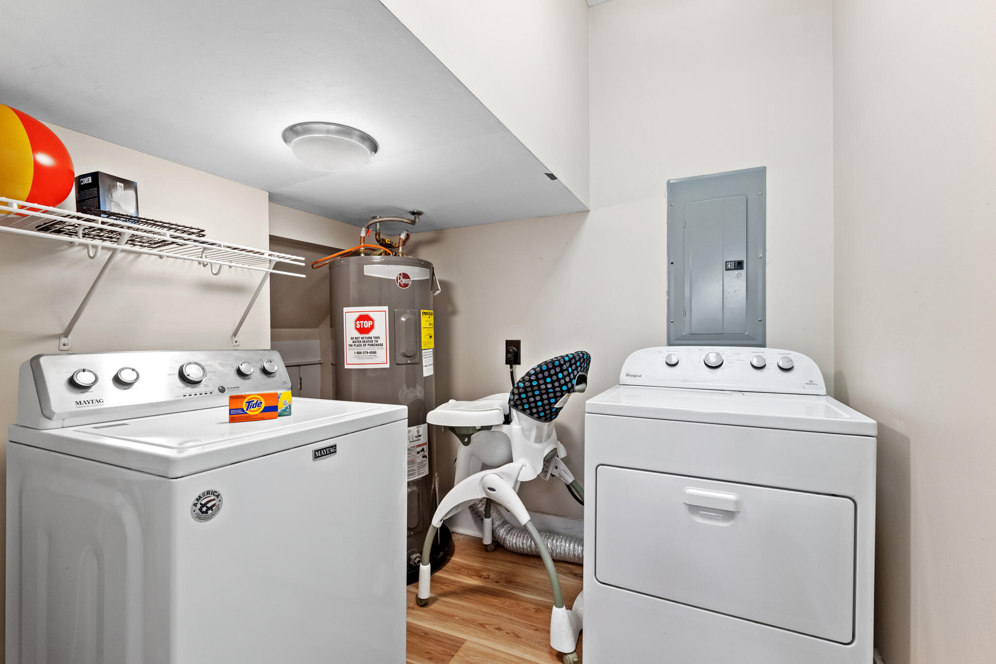 EMERALD WATERS VILLAGE - Residential