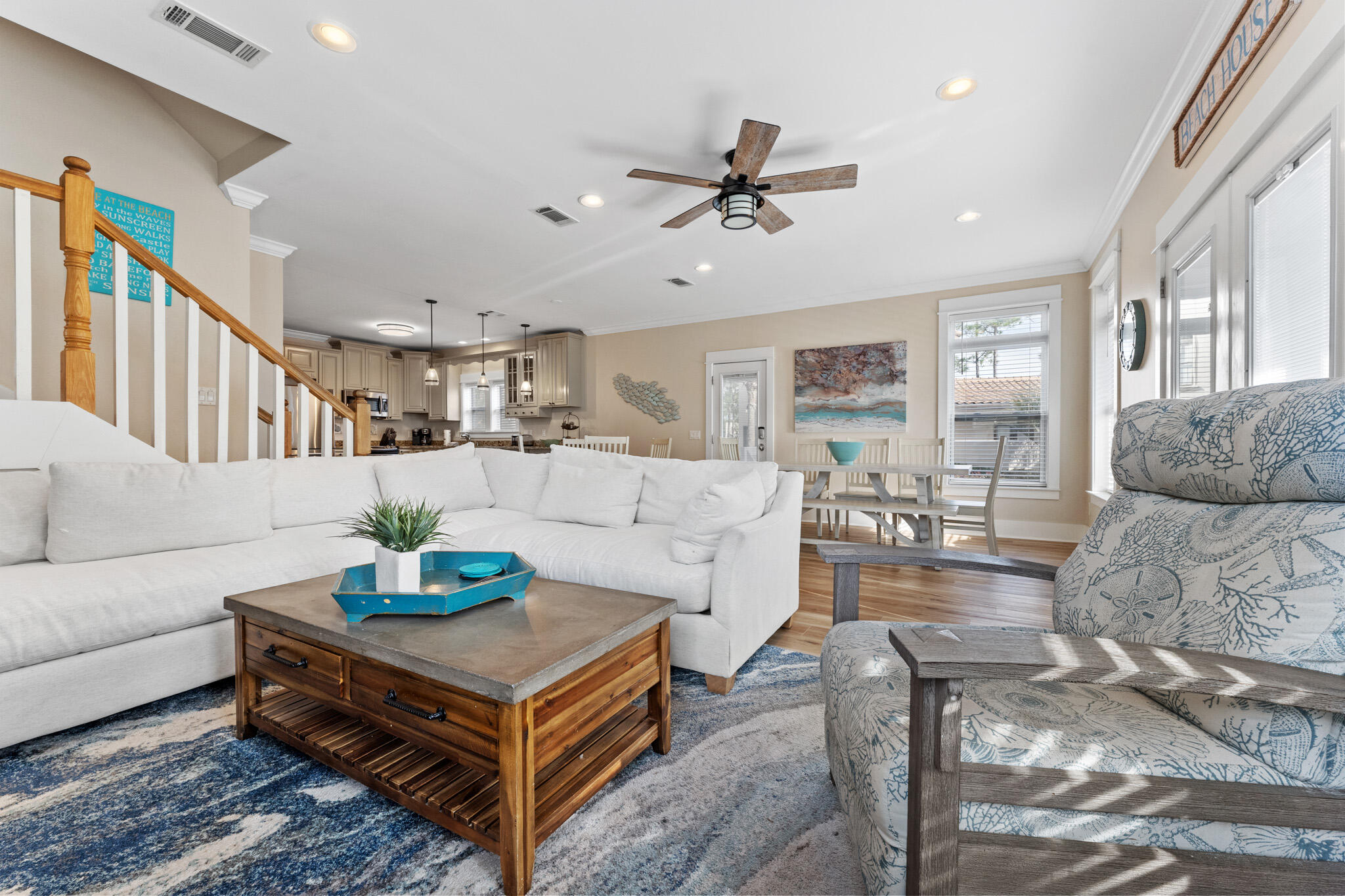 EMERALD WATERS VILLAGE - Residential