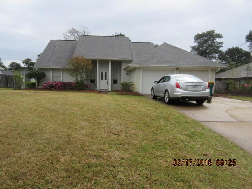 Entered for comps only. Sold 'as is'