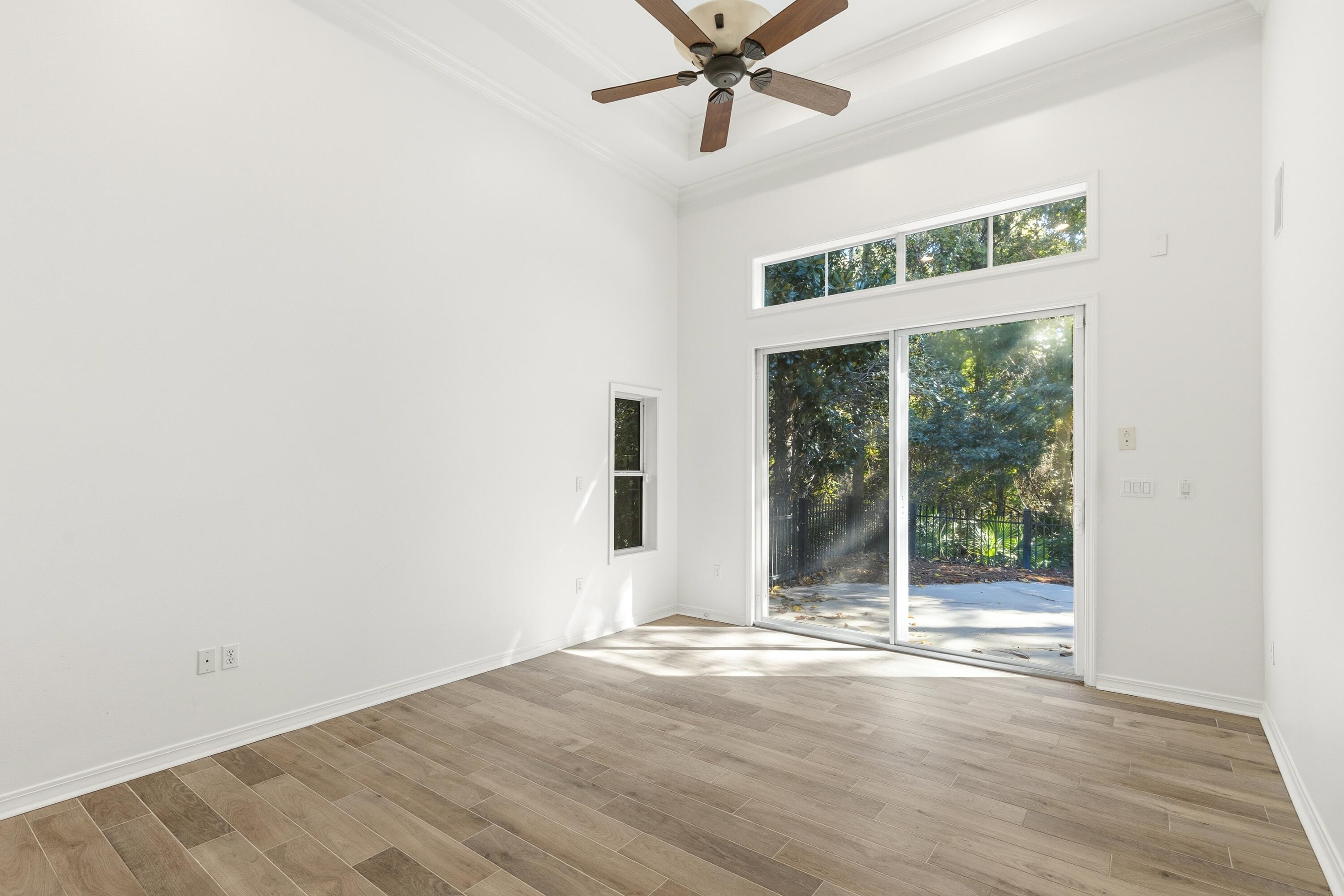 BURNT PINE - Residential