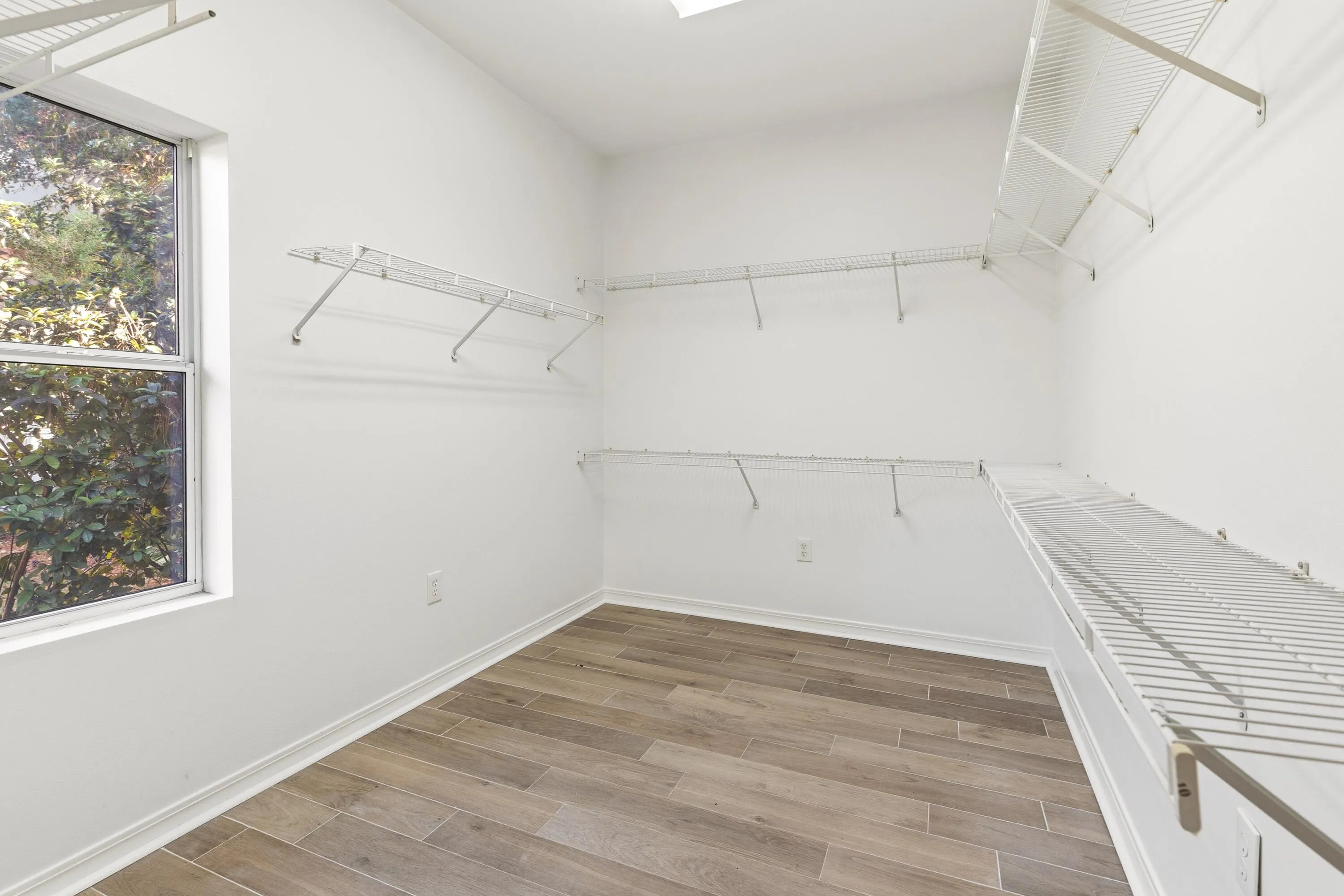 Miramar Beach, Florida 32550, United States, 3 Bedrooms Bedrooms, ,2 BathroomsBathrooms,Residential,Active,251860