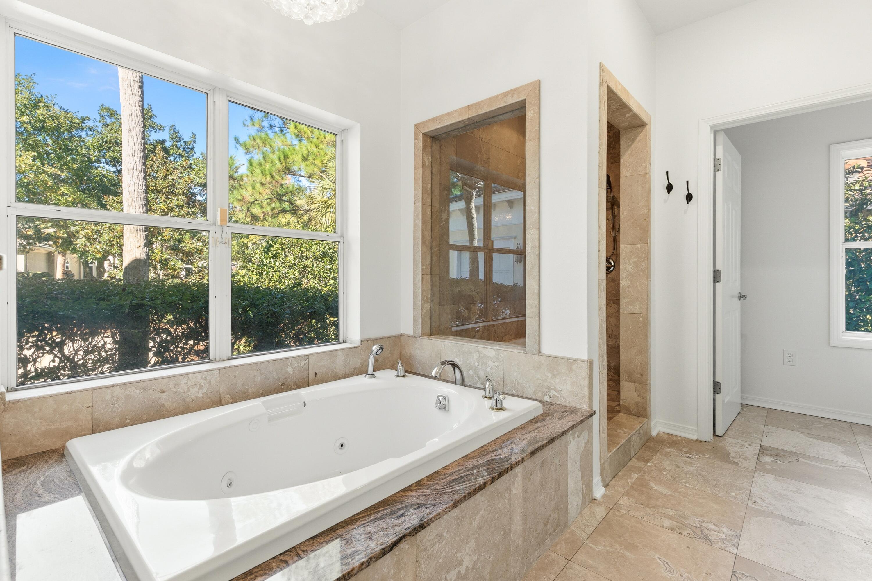 BURNT PINE - Residential