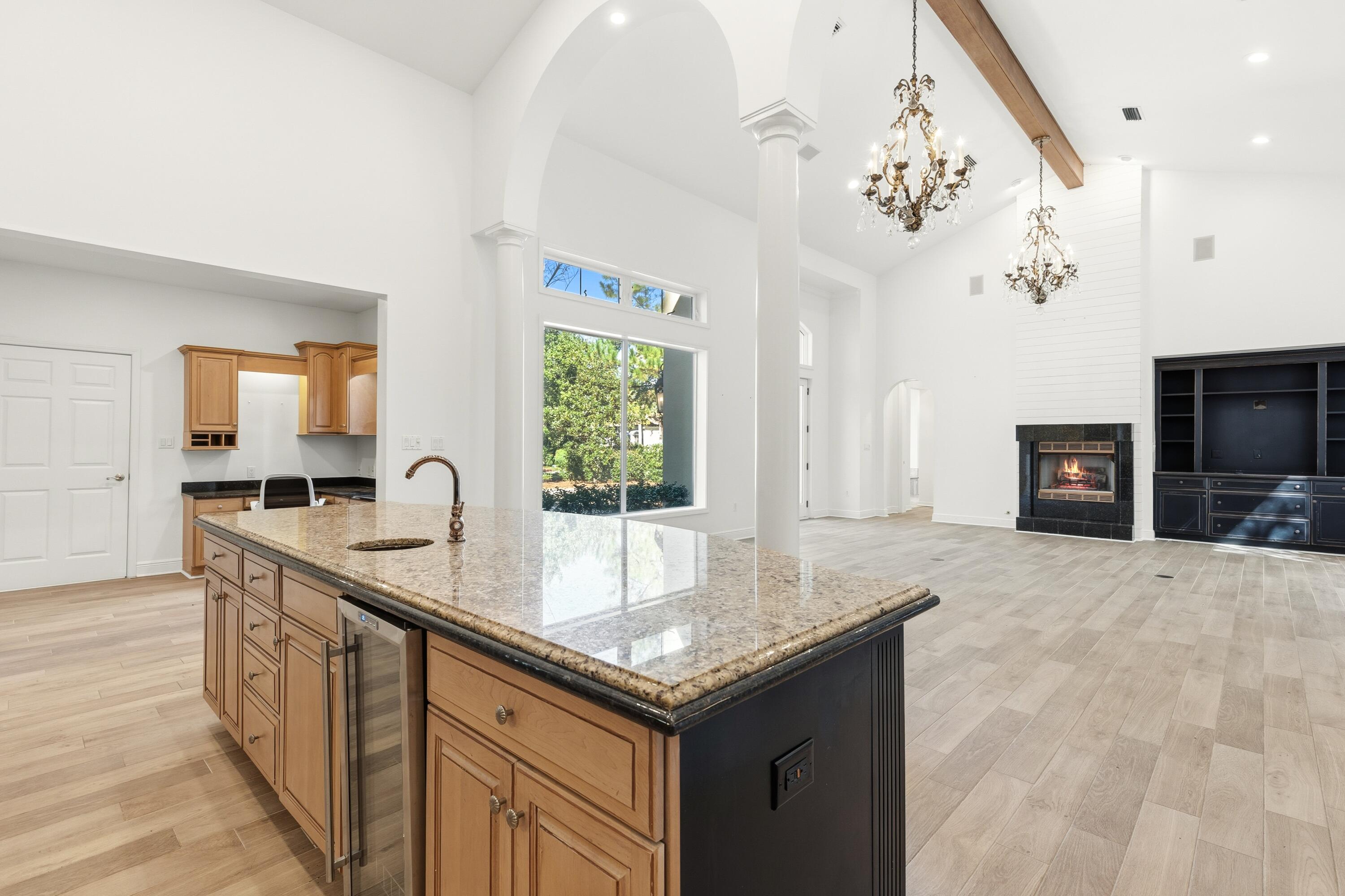 BURNT PINE - Residential