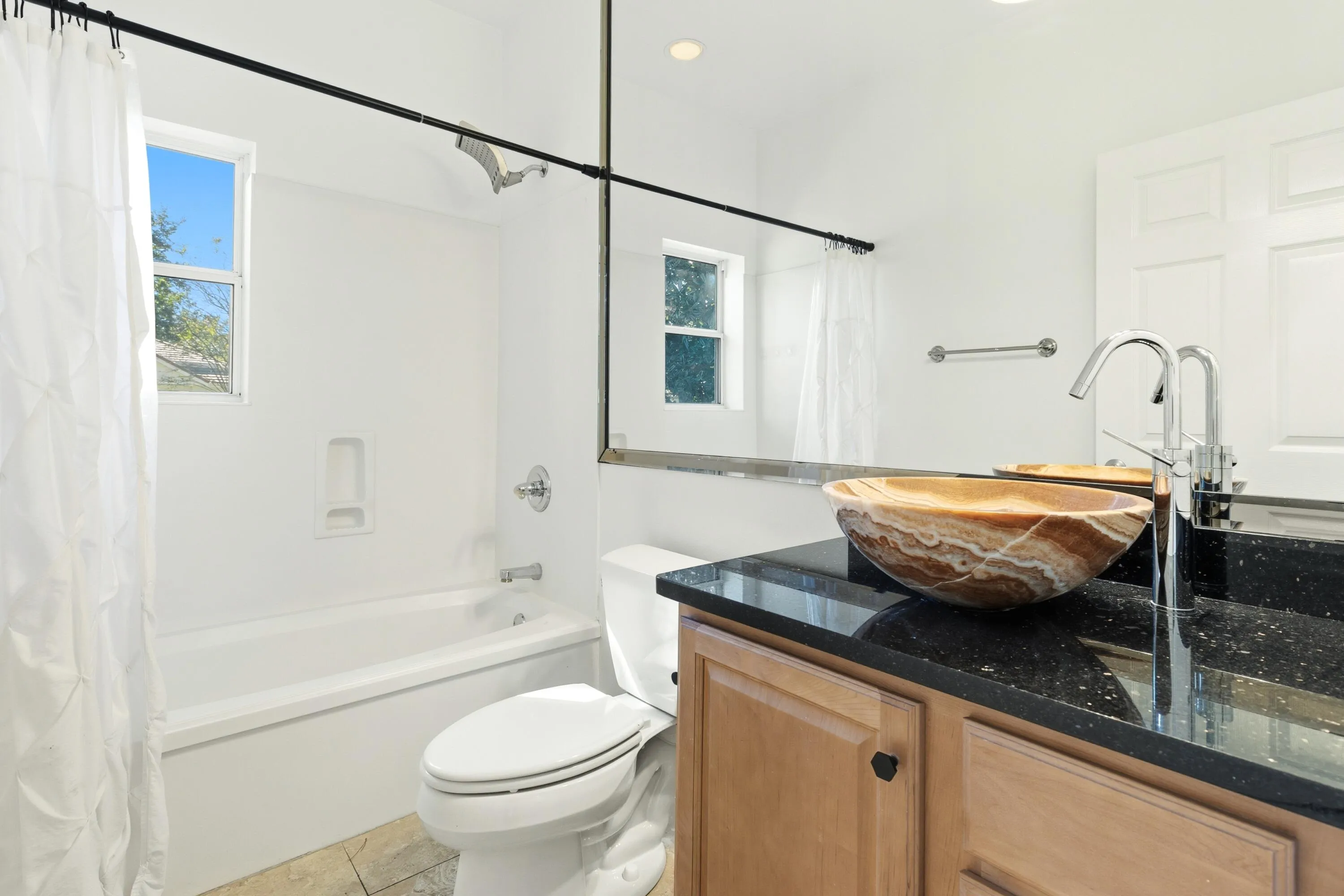 Miramar Beach, Florida 32550, United States, 3 Bedrooms Bedrooms, ,2 BathroomsBathrooms,Residential,Active,251860