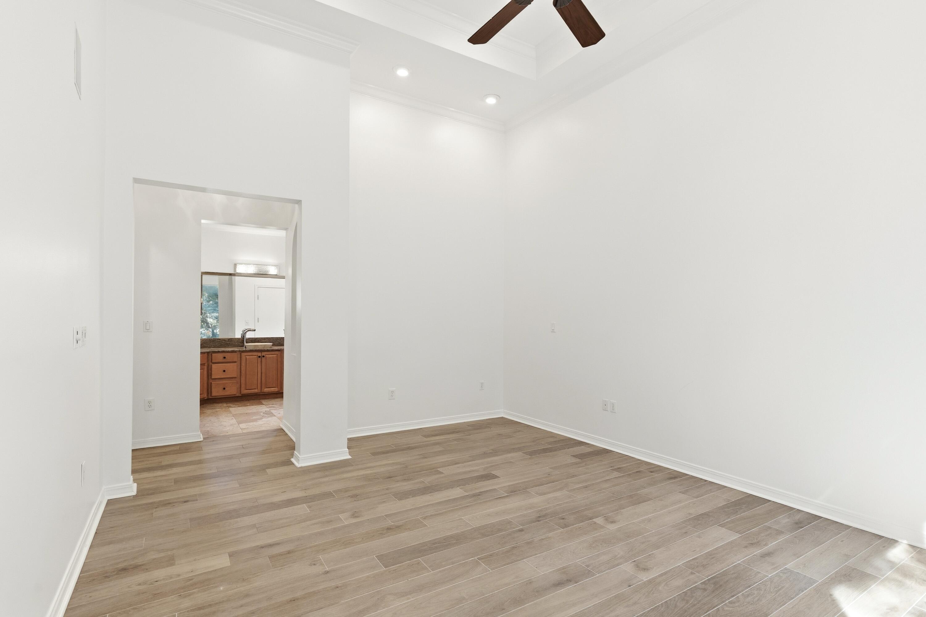 BURNT PINE - Residential