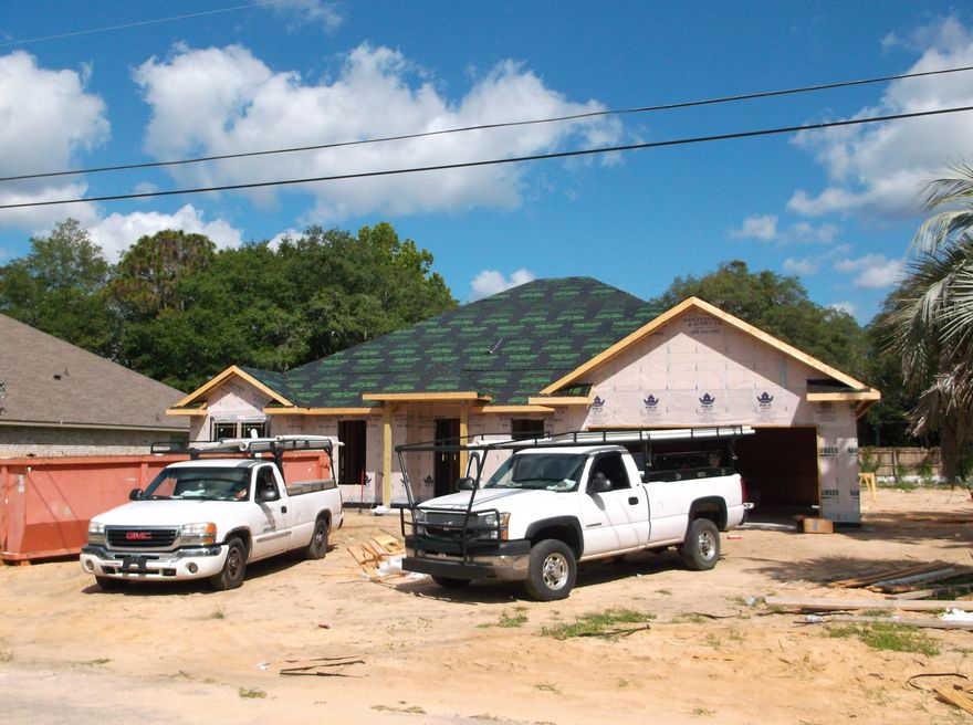 NEW CONSTRUCTION THAT WAS PUT UNDER CONTRACT BEFORE FINISHED AND ON THE MARKET.