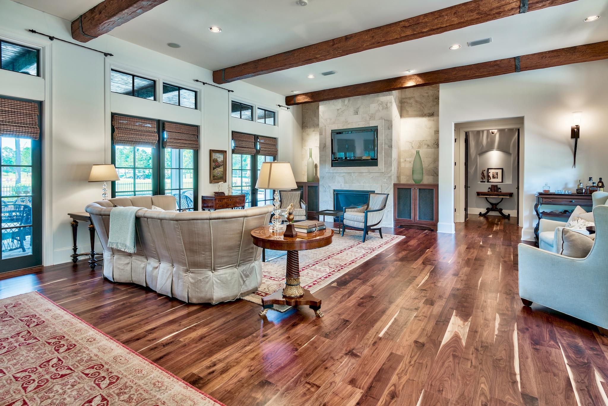 BURNT PINE - Residential