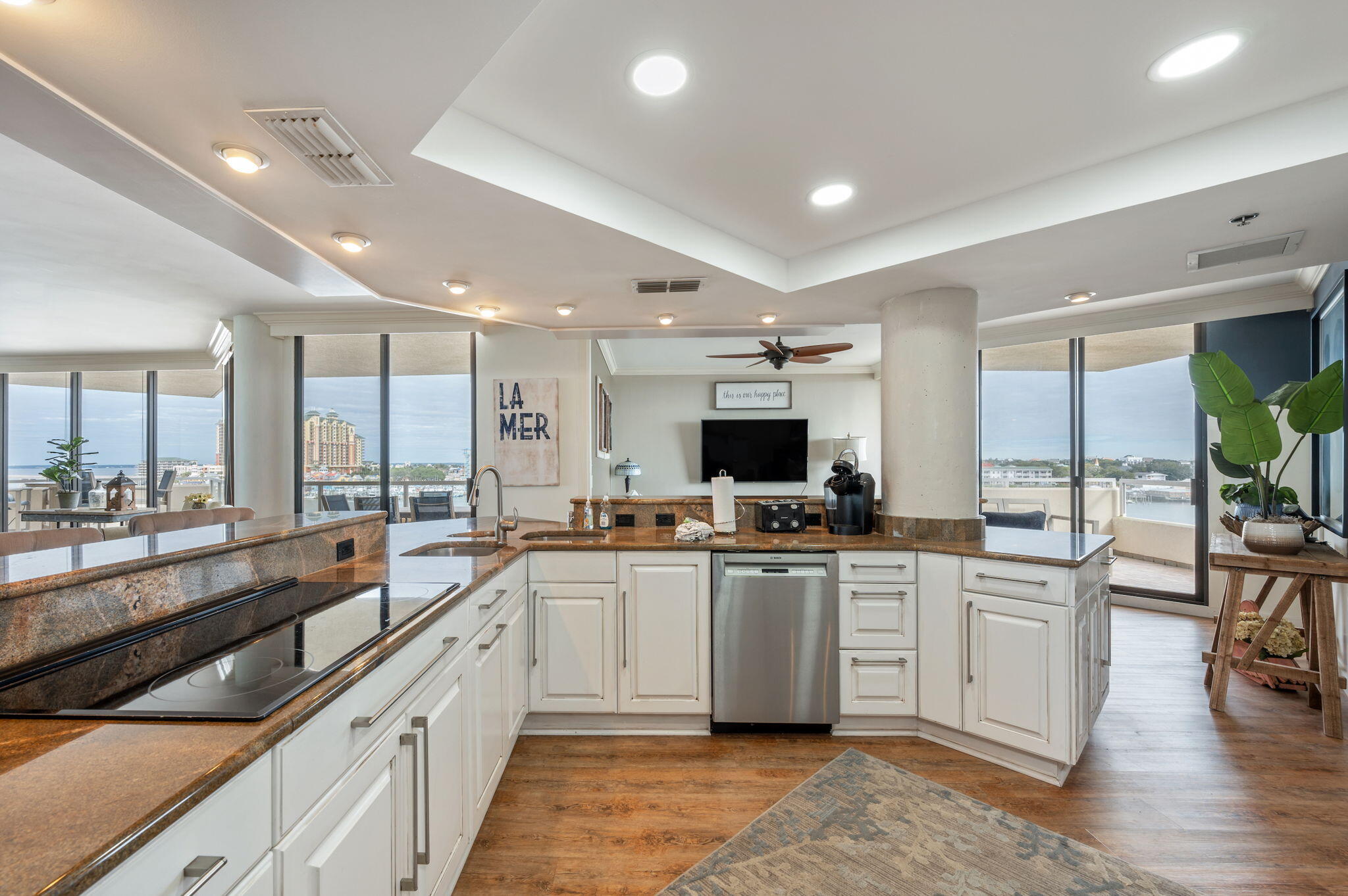EAST PASS TOWERS CONDO - Residential