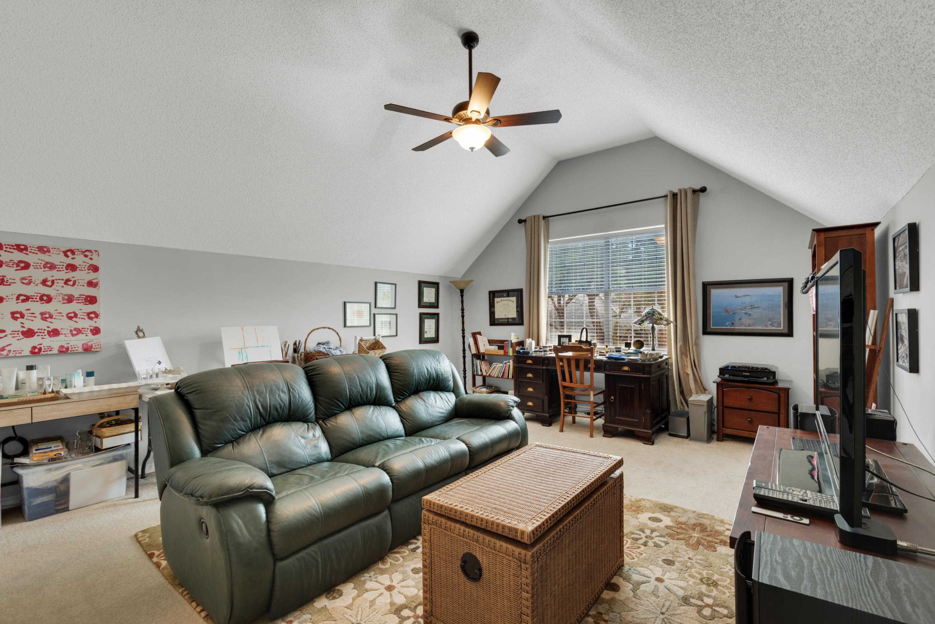 PARKWOOD ESTATES PH 2 BLUEWATER BAY - Residential