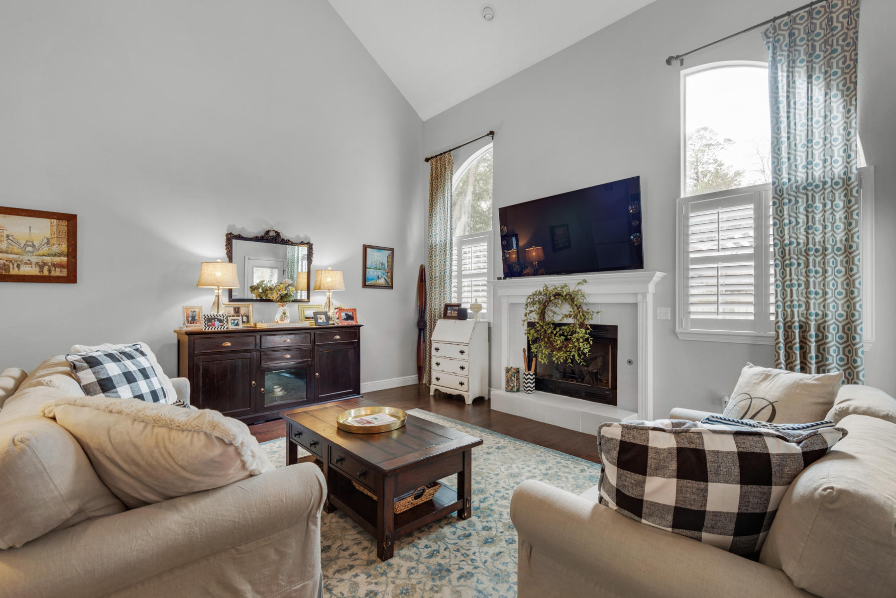 PARKWOOD ESTATES PH 2 BLUEWATER BAY - Residential