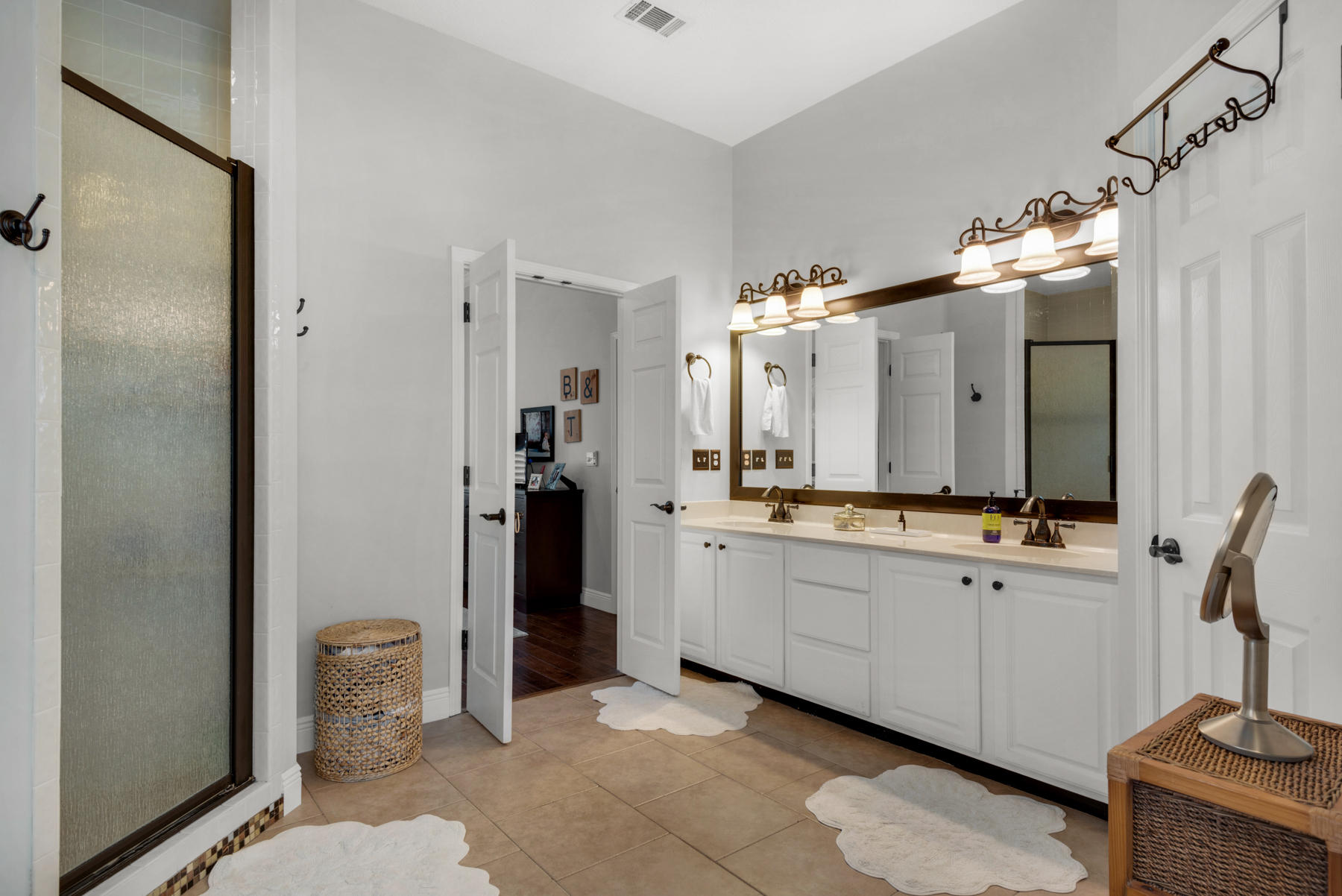 PARKWOOD ESTATES PH 2 BLUEWATER BAY - Residential